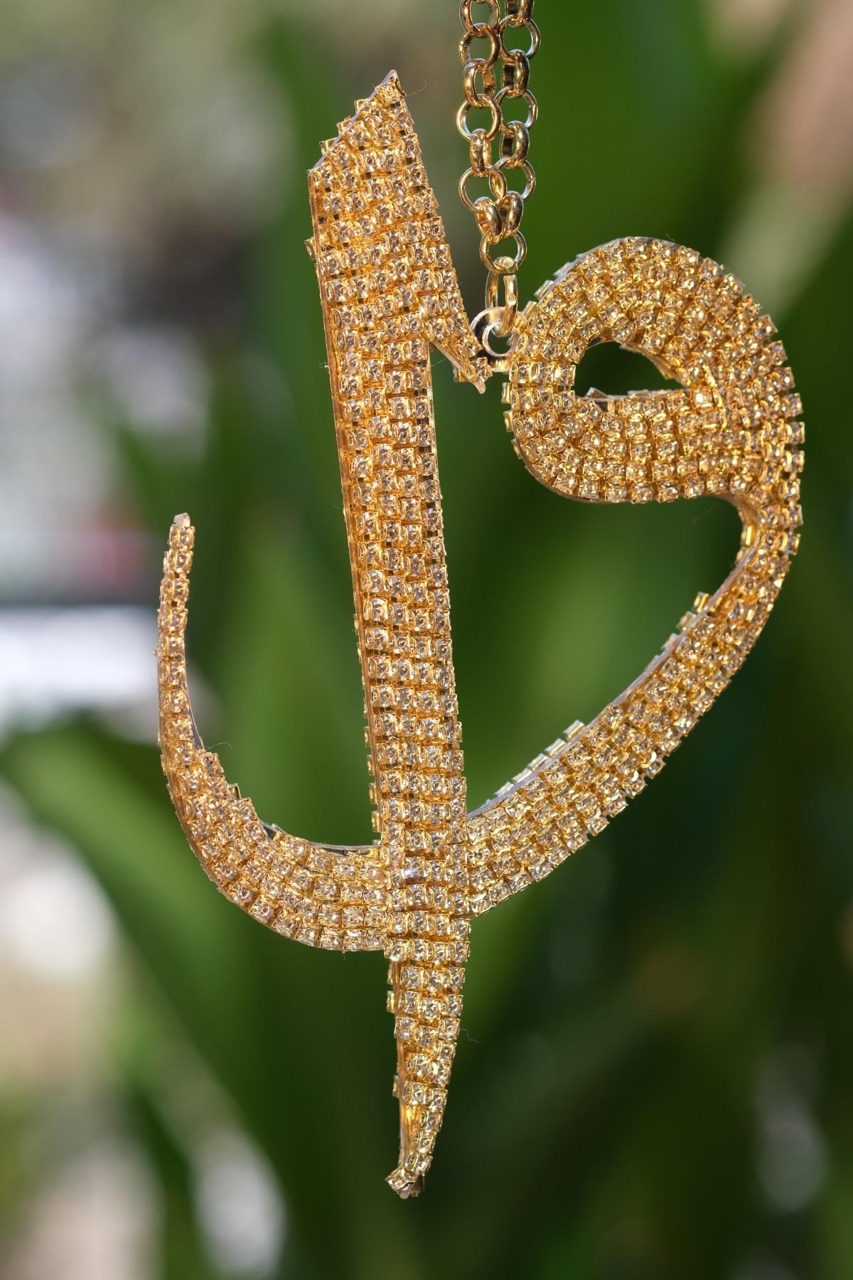 Gold Elif Vav Dikiz Süsü