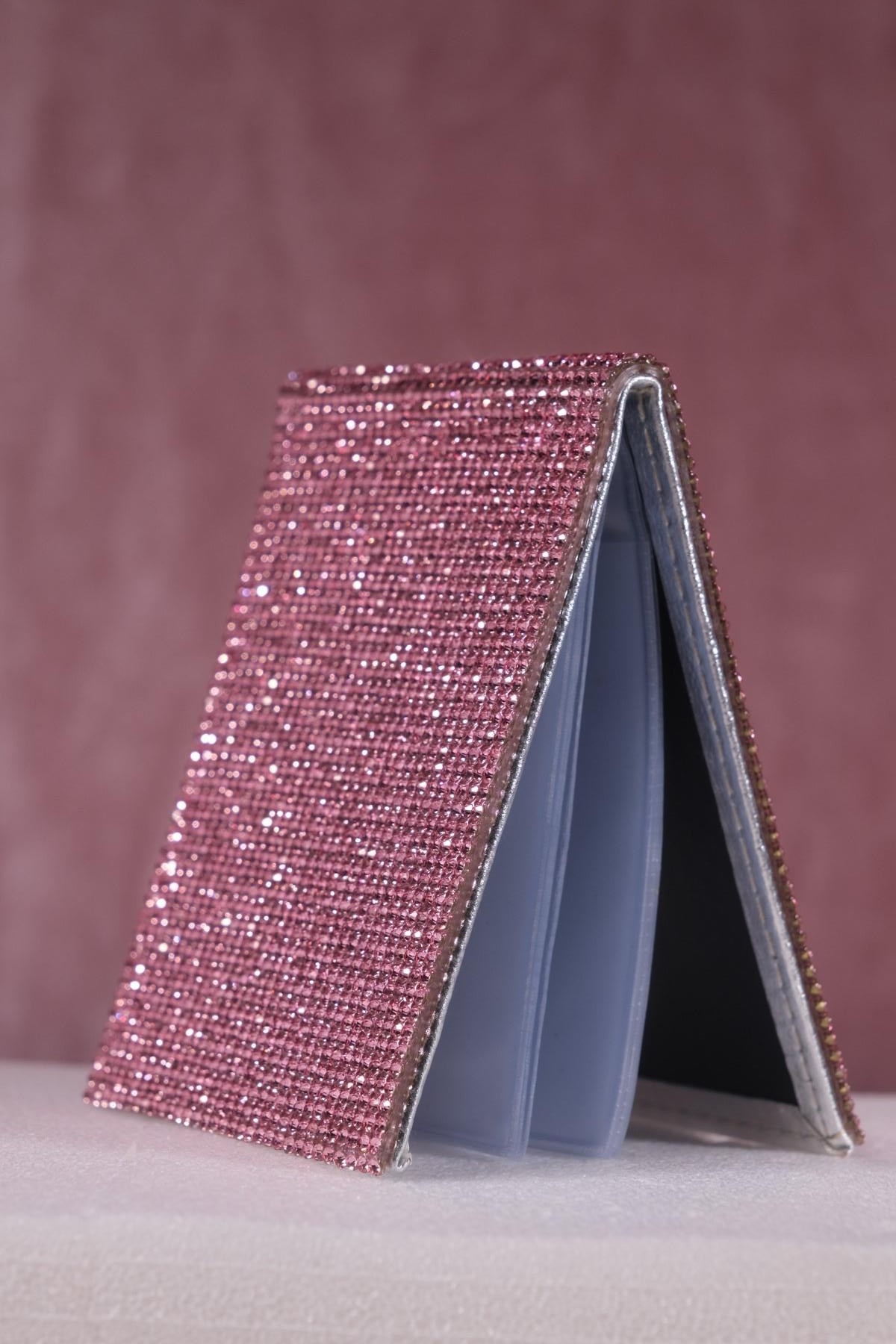 Pembe Taşlı Kartlık