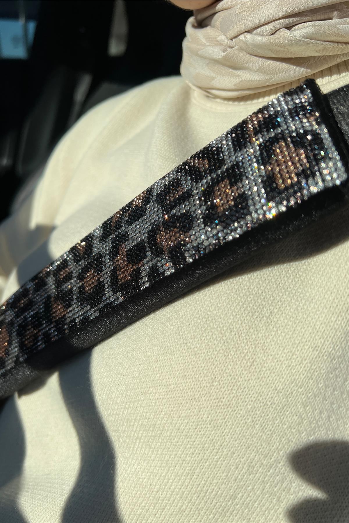 Leopar Taşlı Kemer Konforu