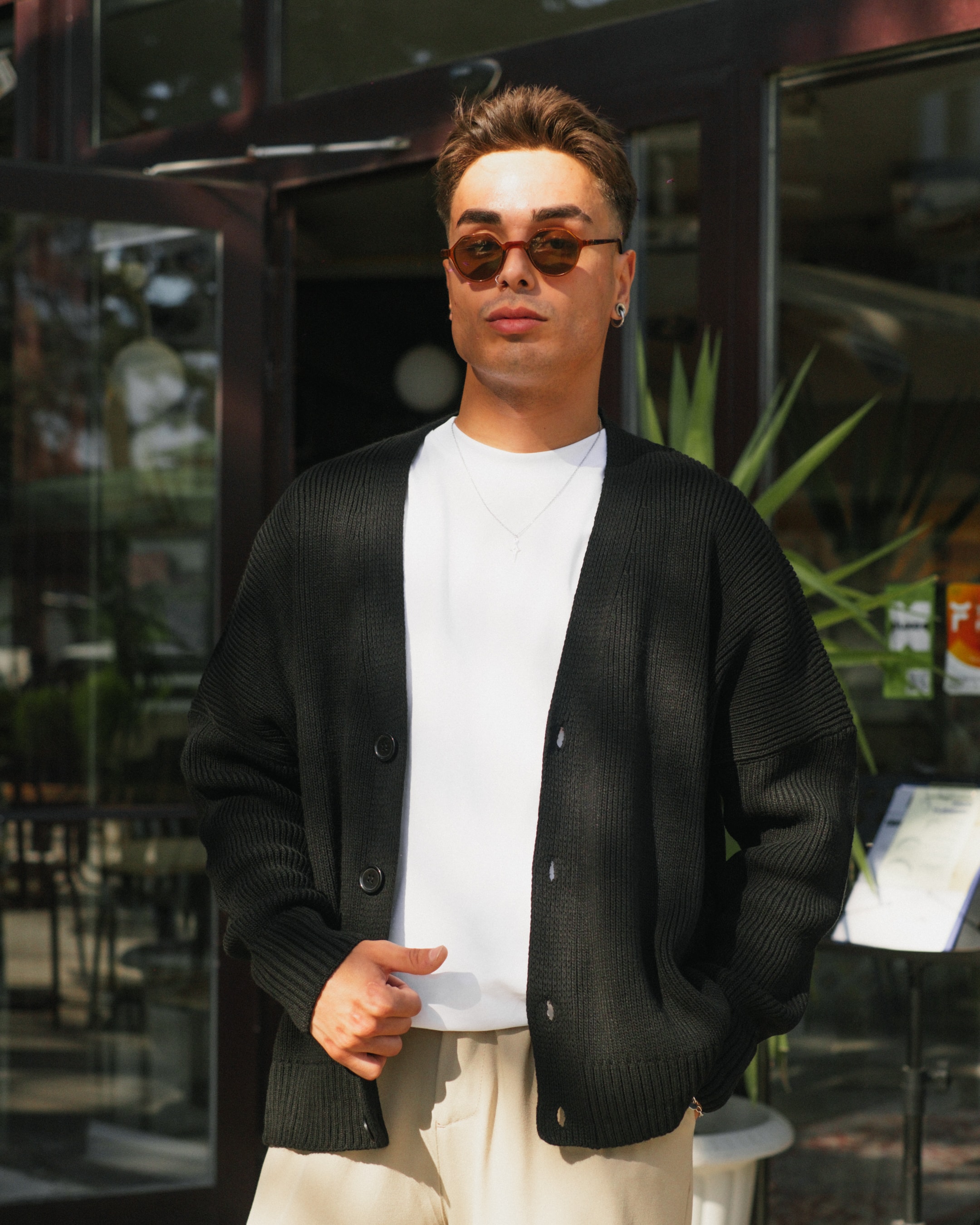Siyah Düğme Detay Oversize Triko Hırka