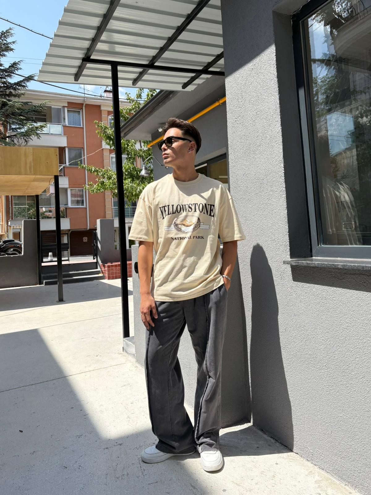 Yellow Stone Oversize Unisex T-Shirt - Bej