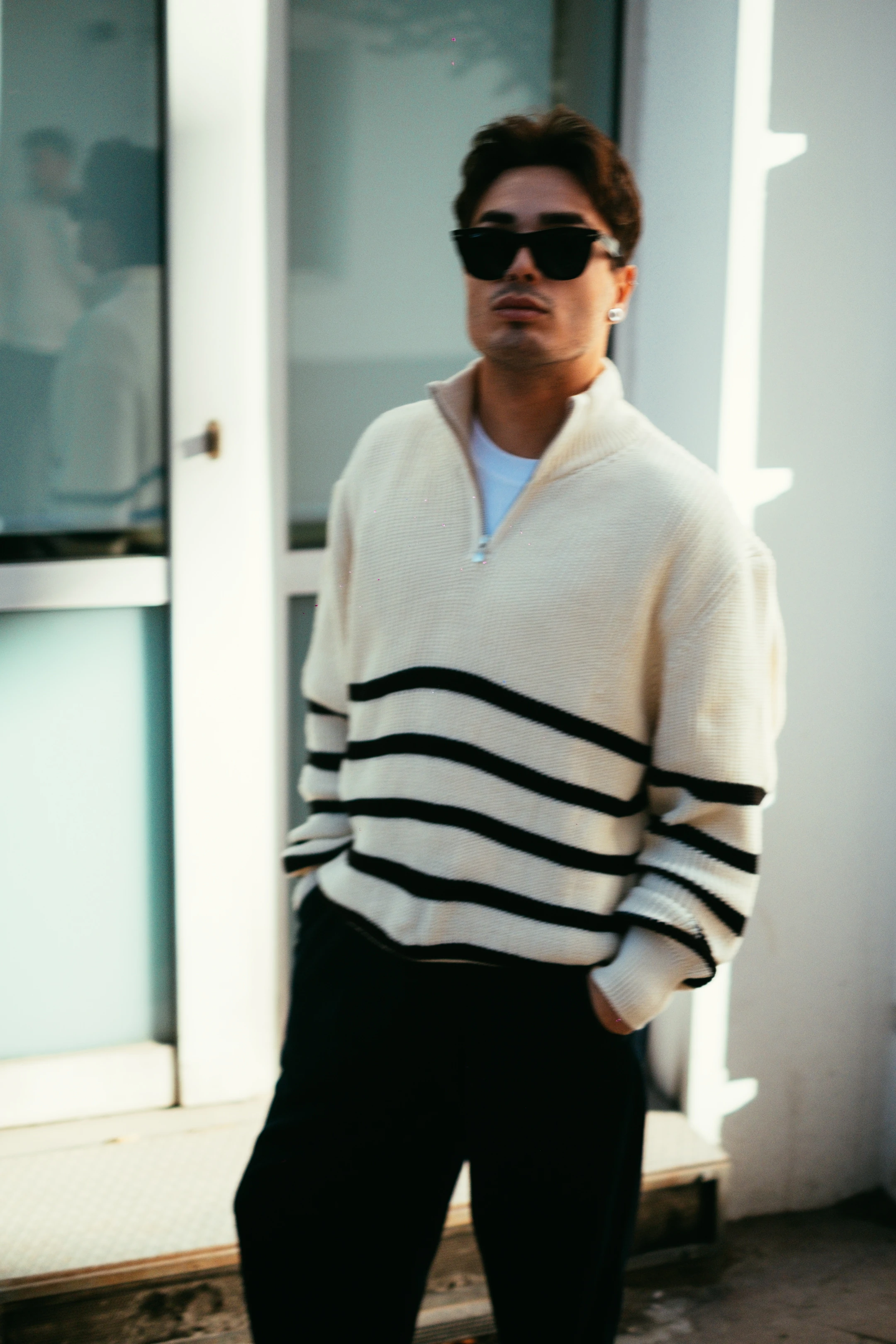 Krem Yarım Fermuarlı Oversize Çizgili Triko