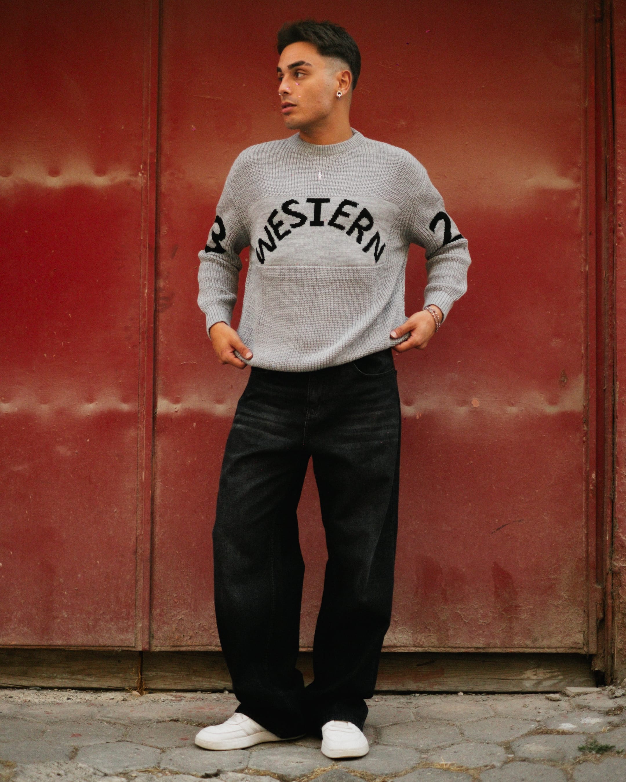 Gri Western Nakışlı Oversize Triko