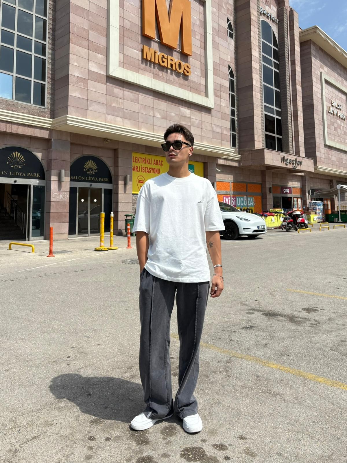 Dark Washed Baggy Sweatpants