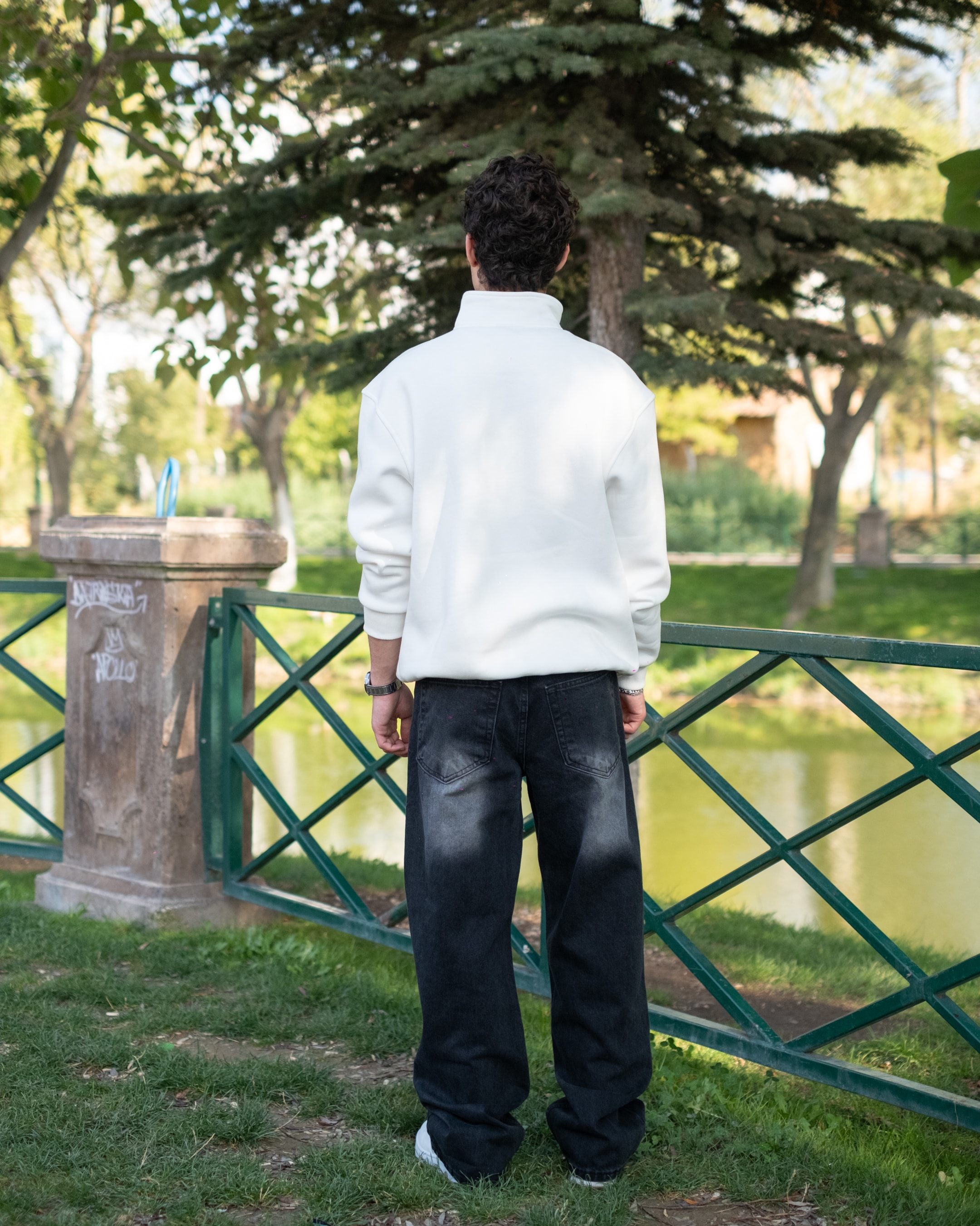 Baggy Jeans With White Wash
