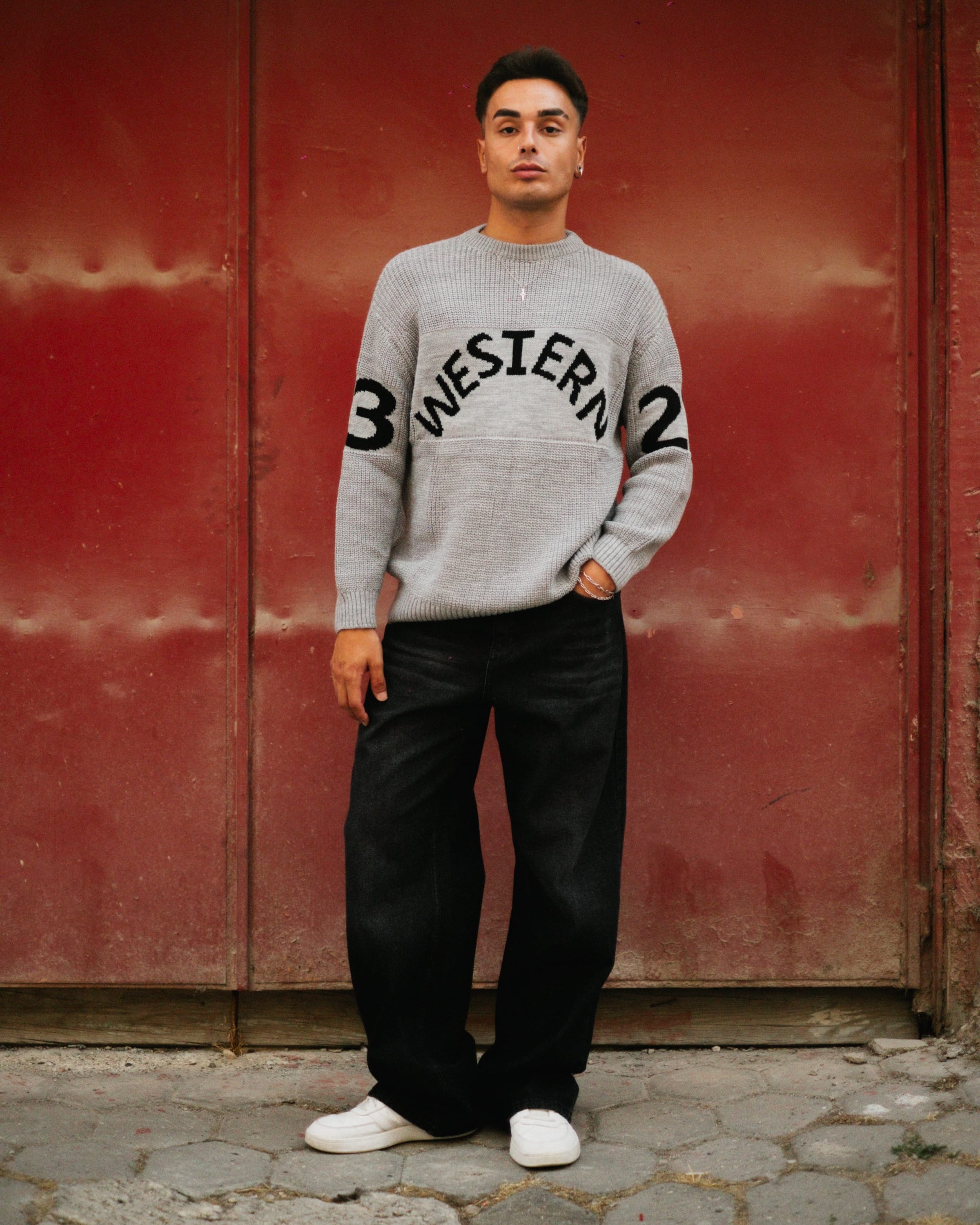 Gri Western Nakışlı Oversize Triko