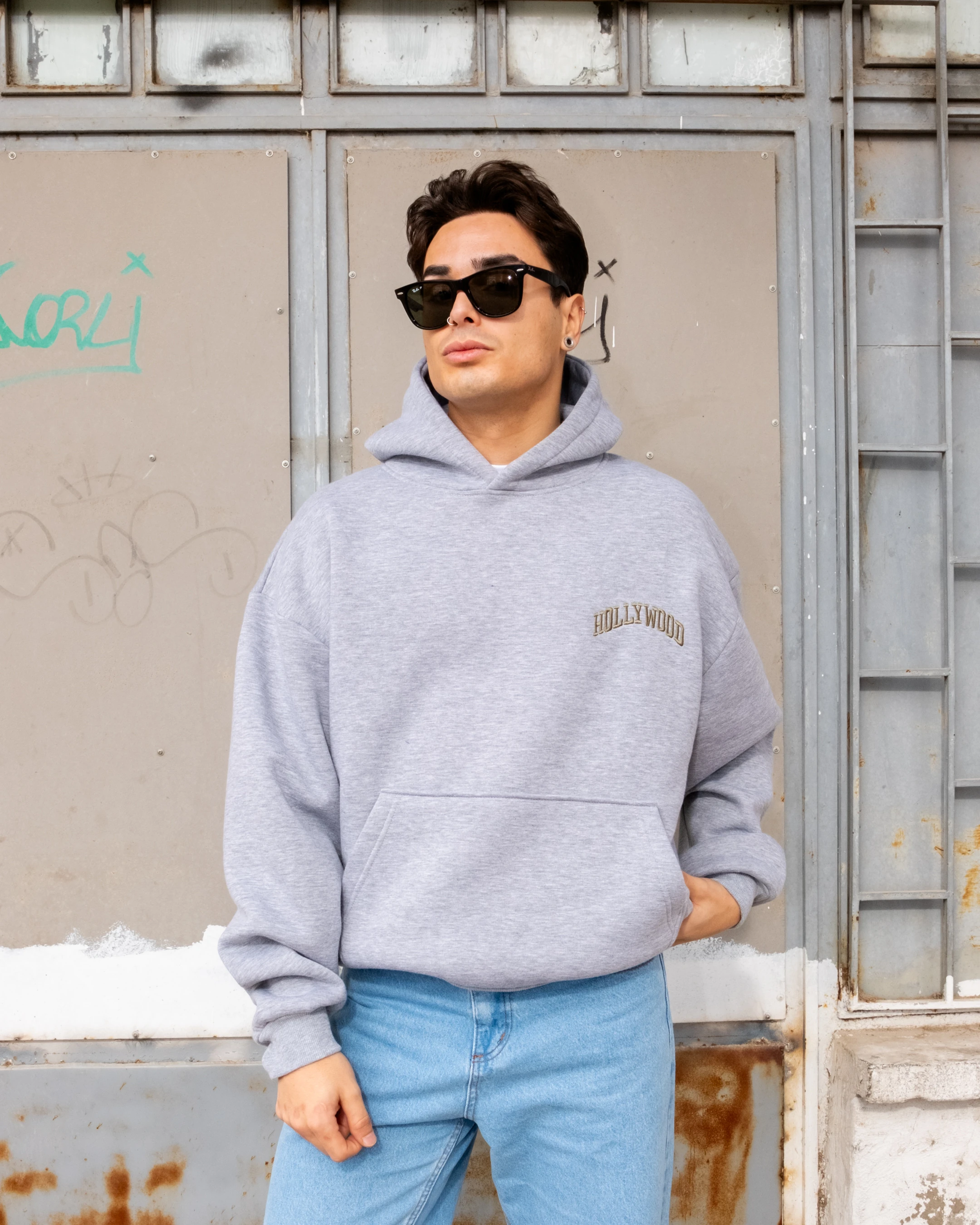 Hollywood Nakışlı Gri Boxy Oversize Hoodie