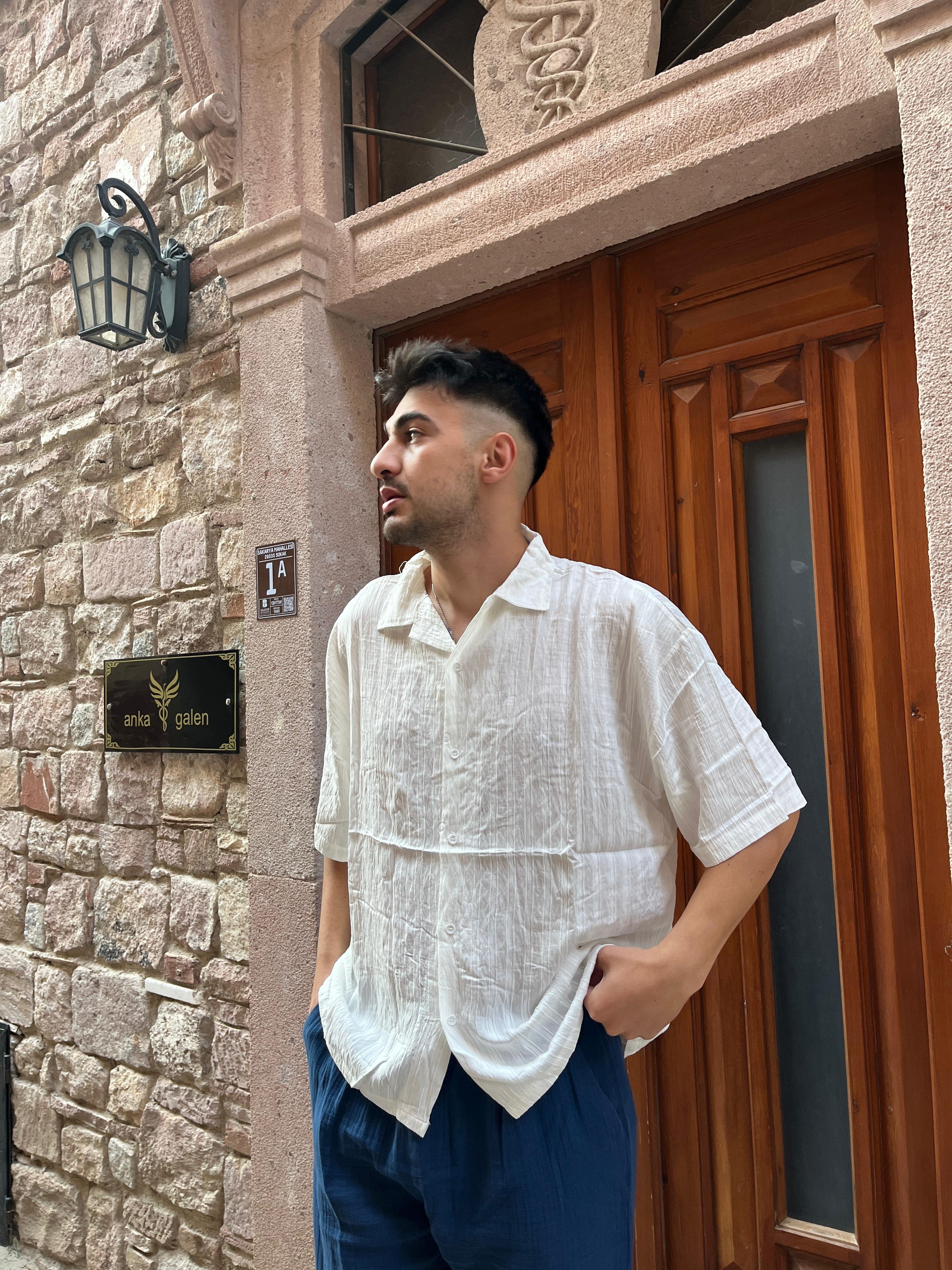 Beyaz Kısa Kollu Oversize Gömlek