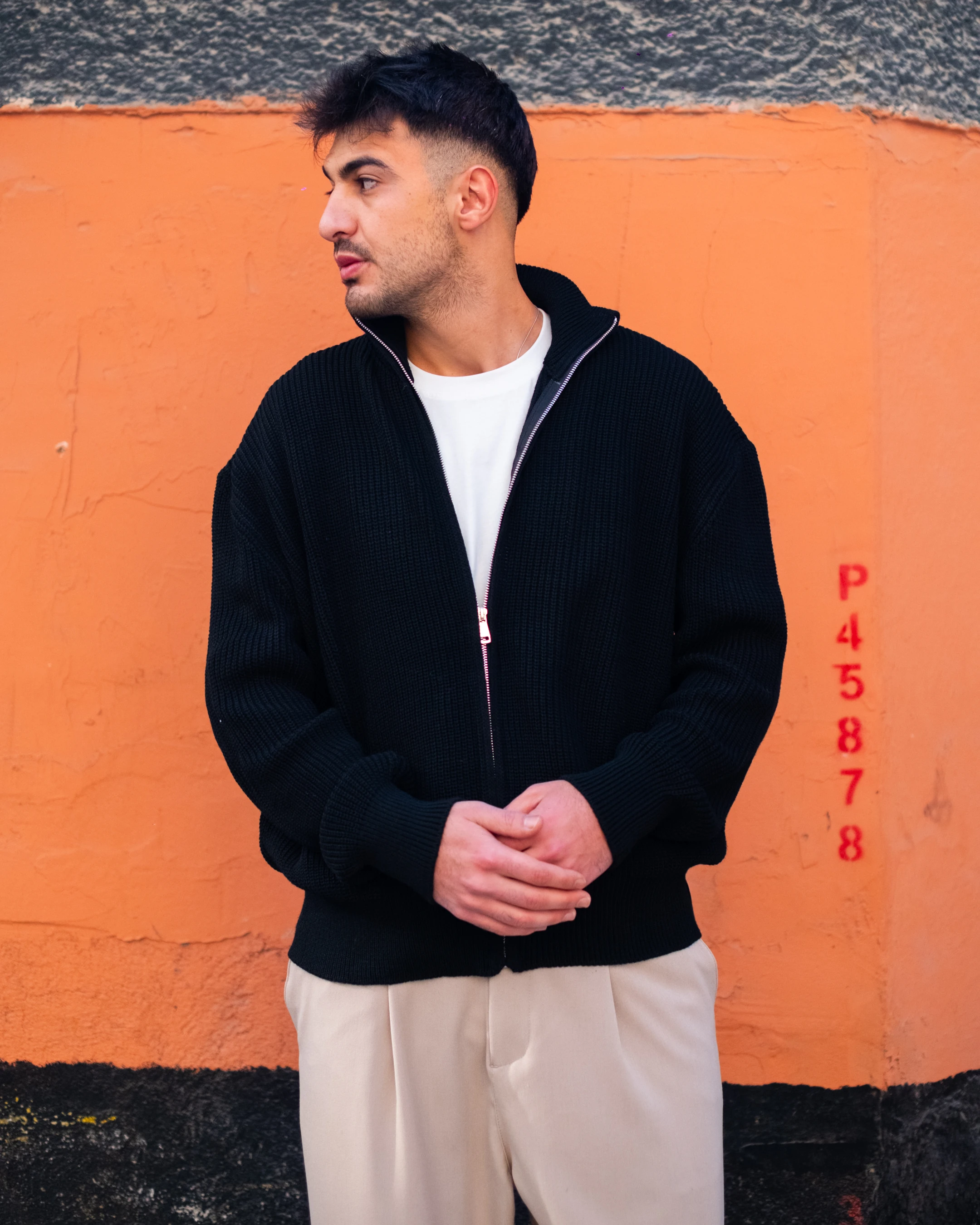 Siyah Fermuarlı Oversize Triko 