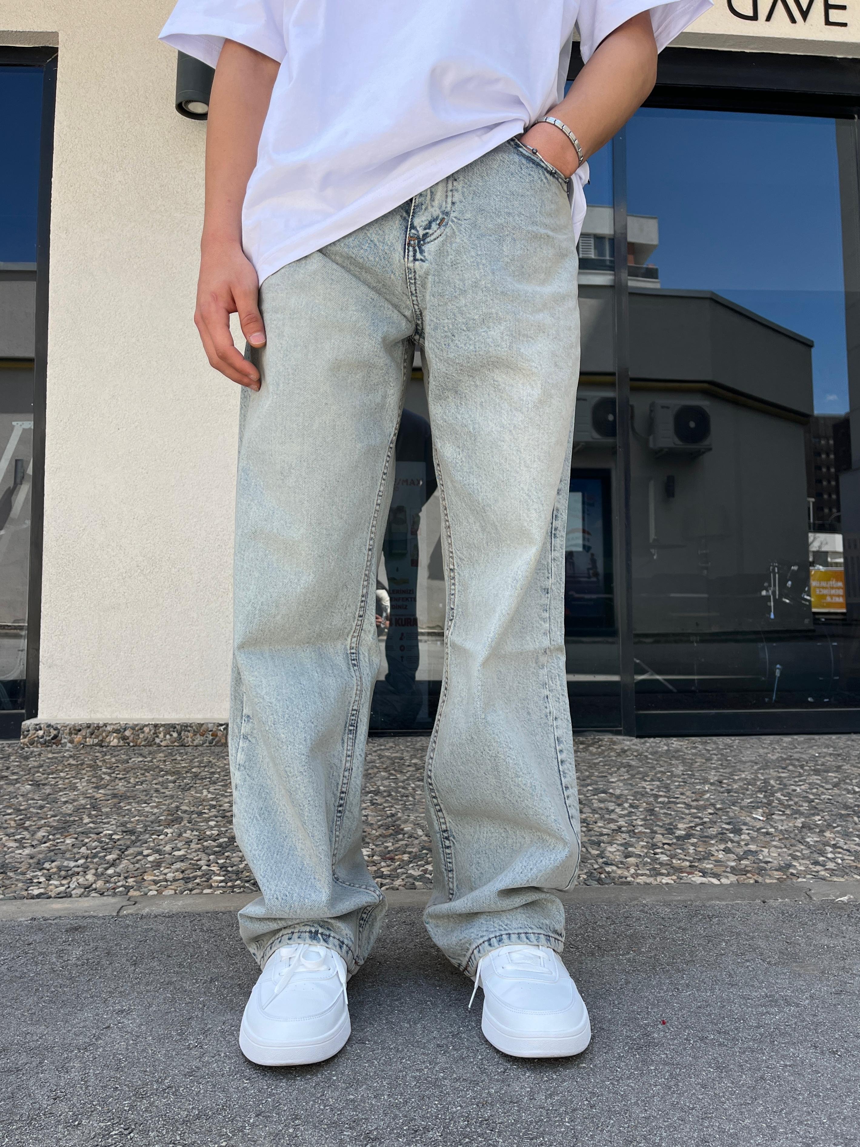 Light Blue Washed Baggy Jeans