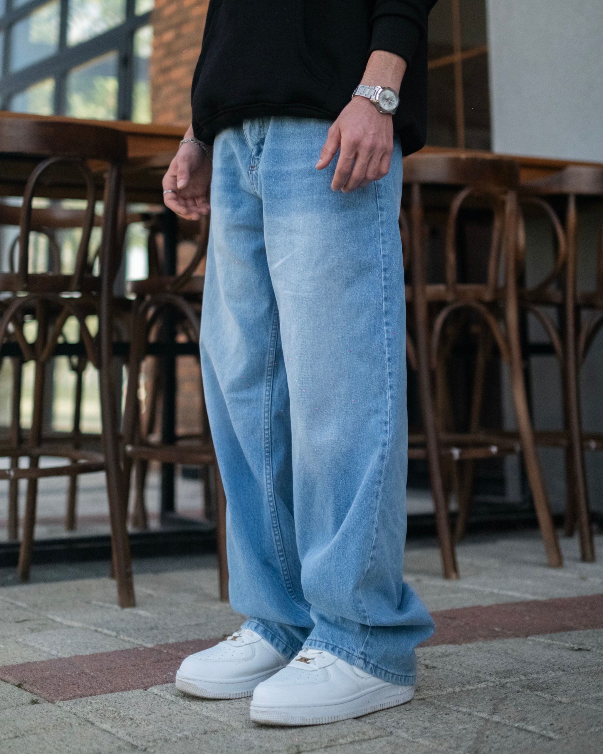 Blue Baggy Jeans With White Wash