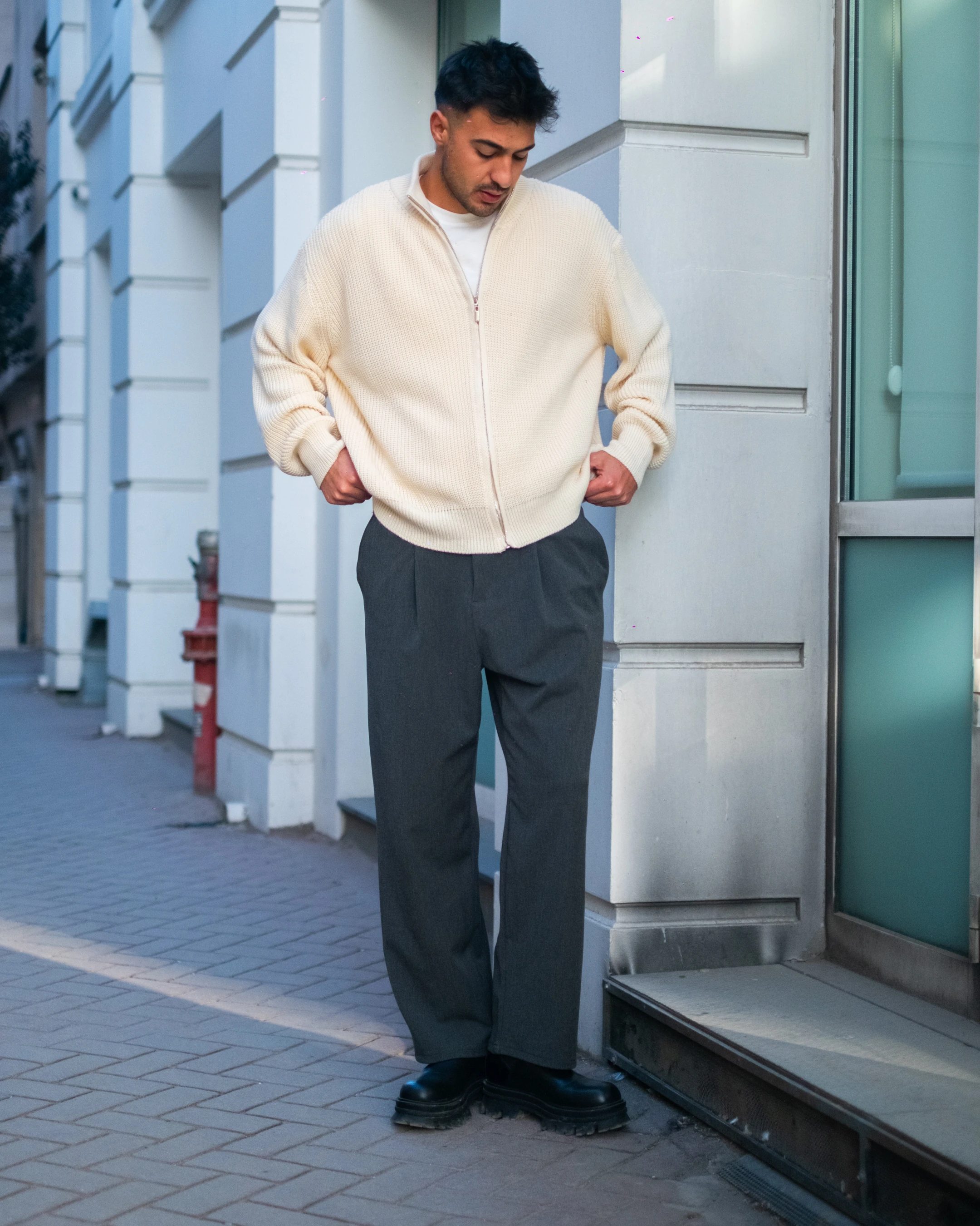 Krem Fermuarlı Oversize Triko