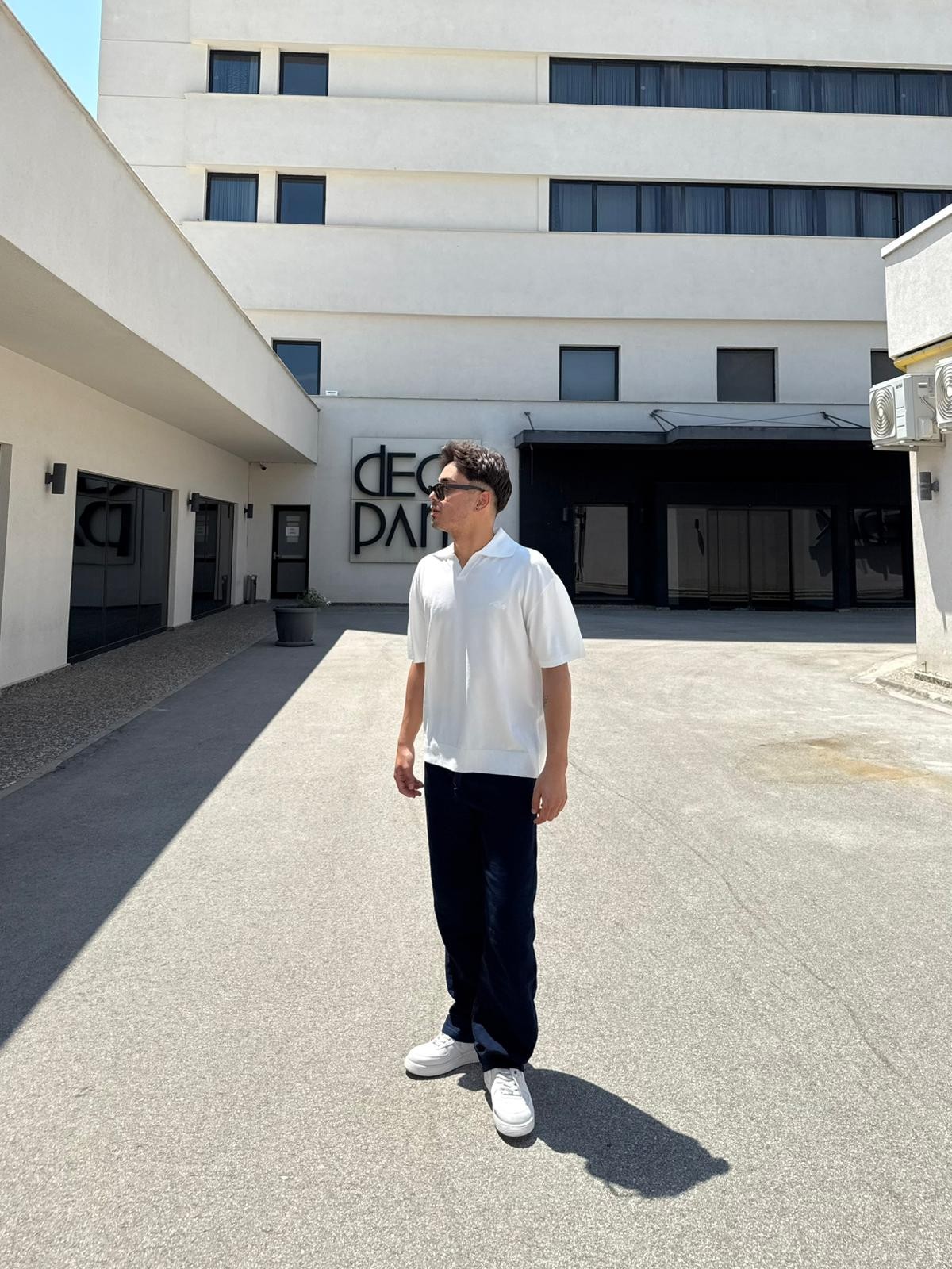Oversize Patlı Polo Yaka Tişört - Beyaz