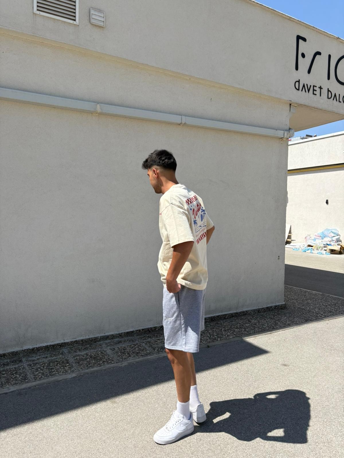 Vacation Printed Oversize T-Shirt - Krem 