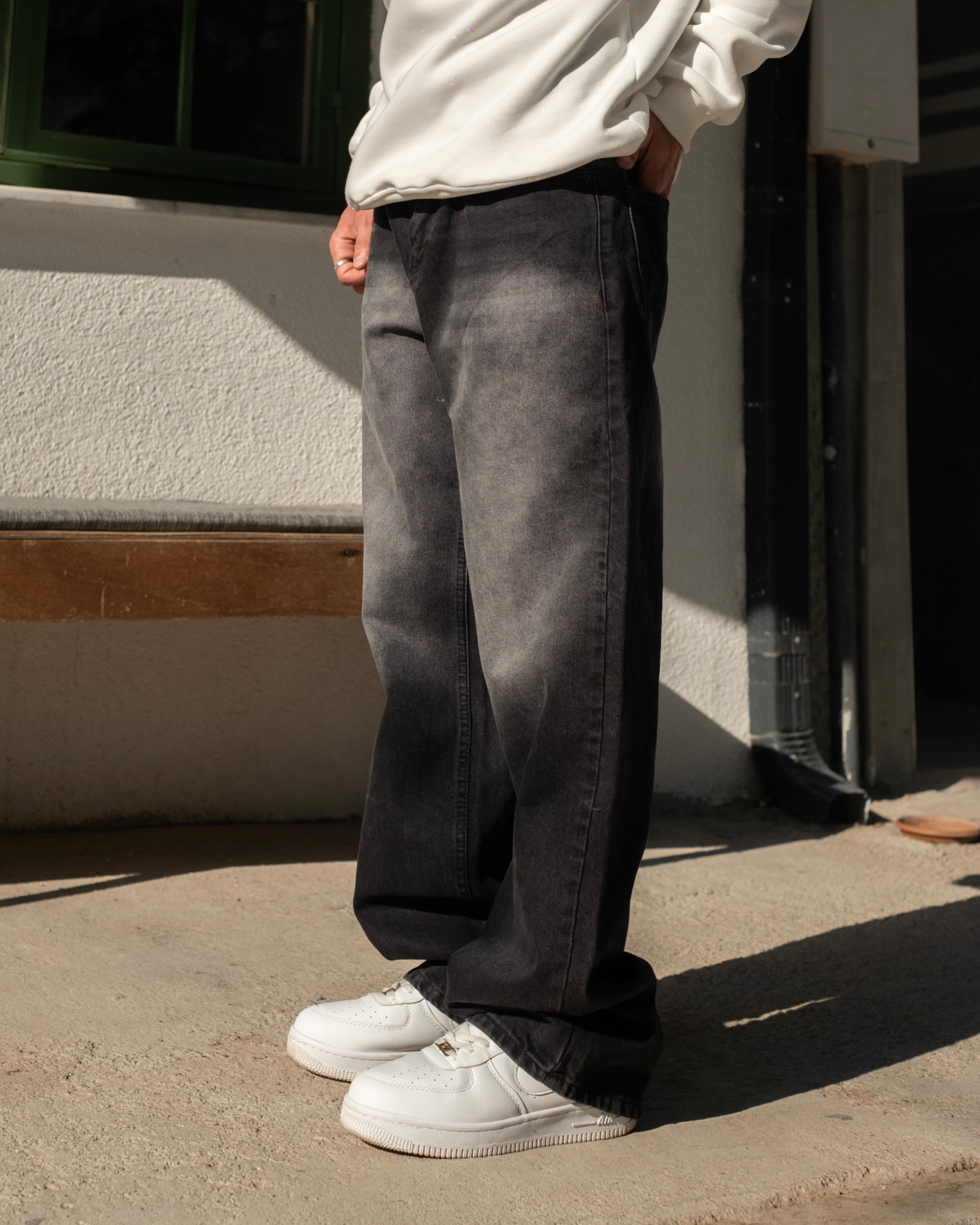 Baggy Jeans With White Wash