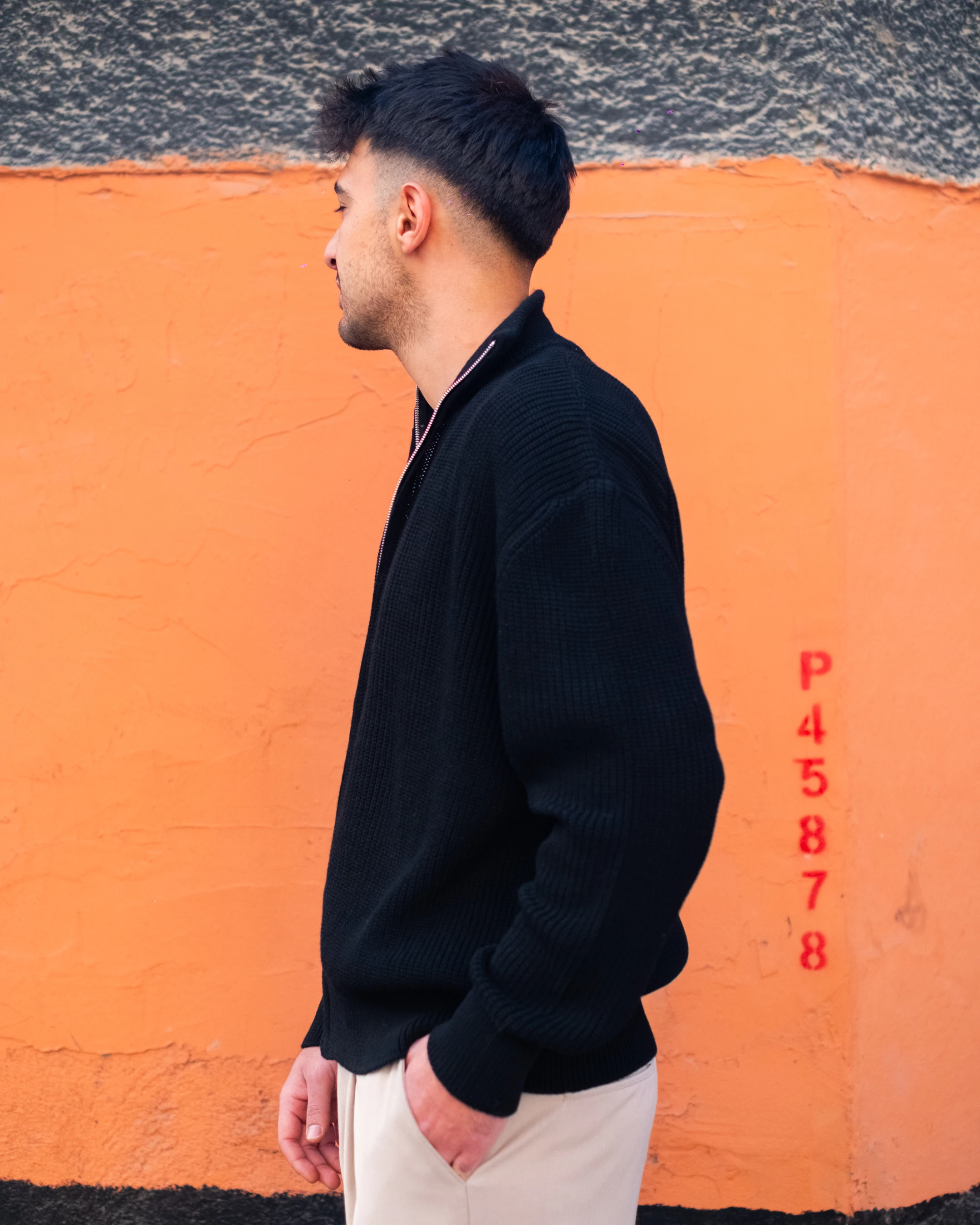 Siyah Fermuarlı Oversize Triko 