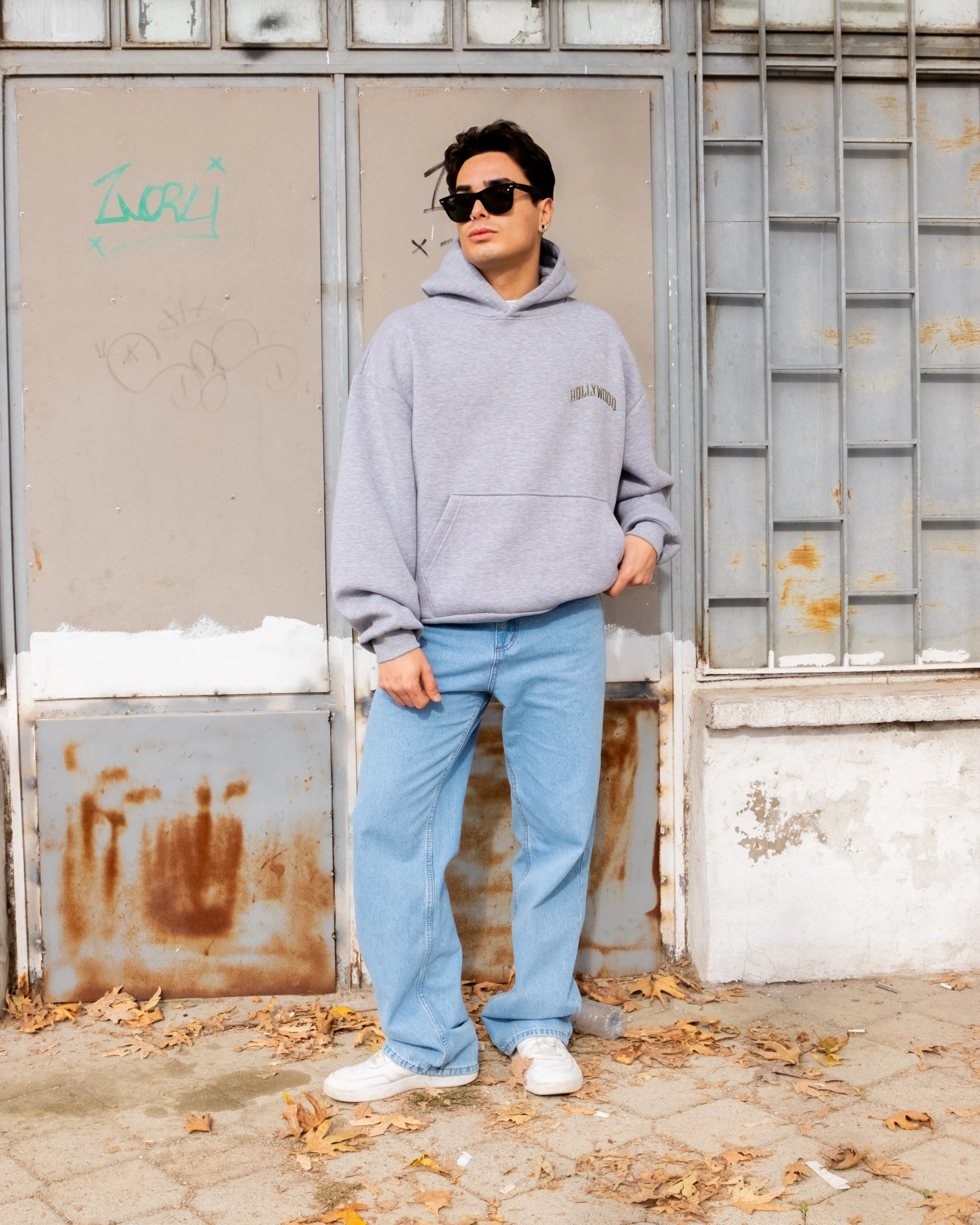 Hollywood Nakışlı Gri Boxy Oversize Hoodie
