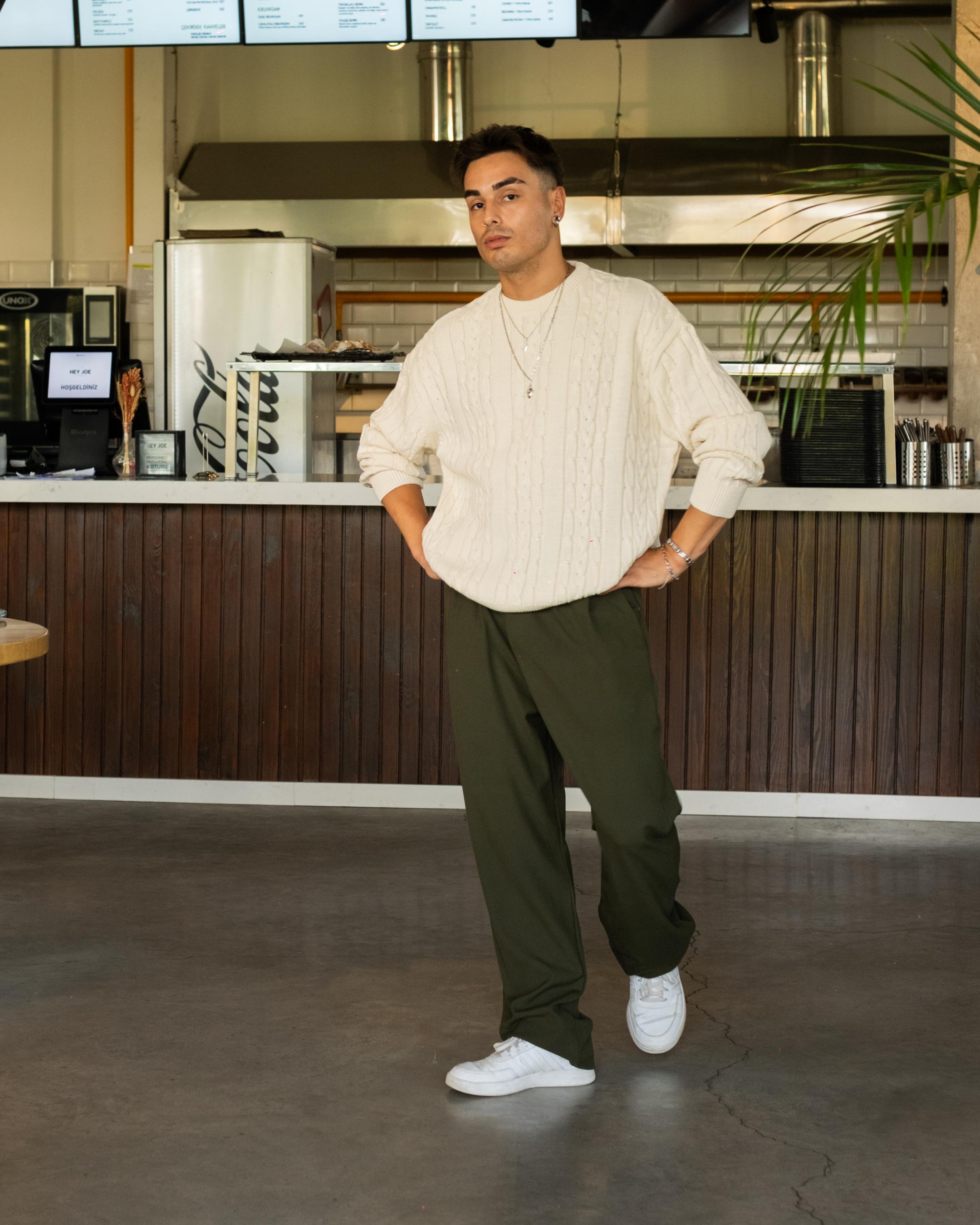 Koyu Haki Basic Baggy Kumaş Pantolon