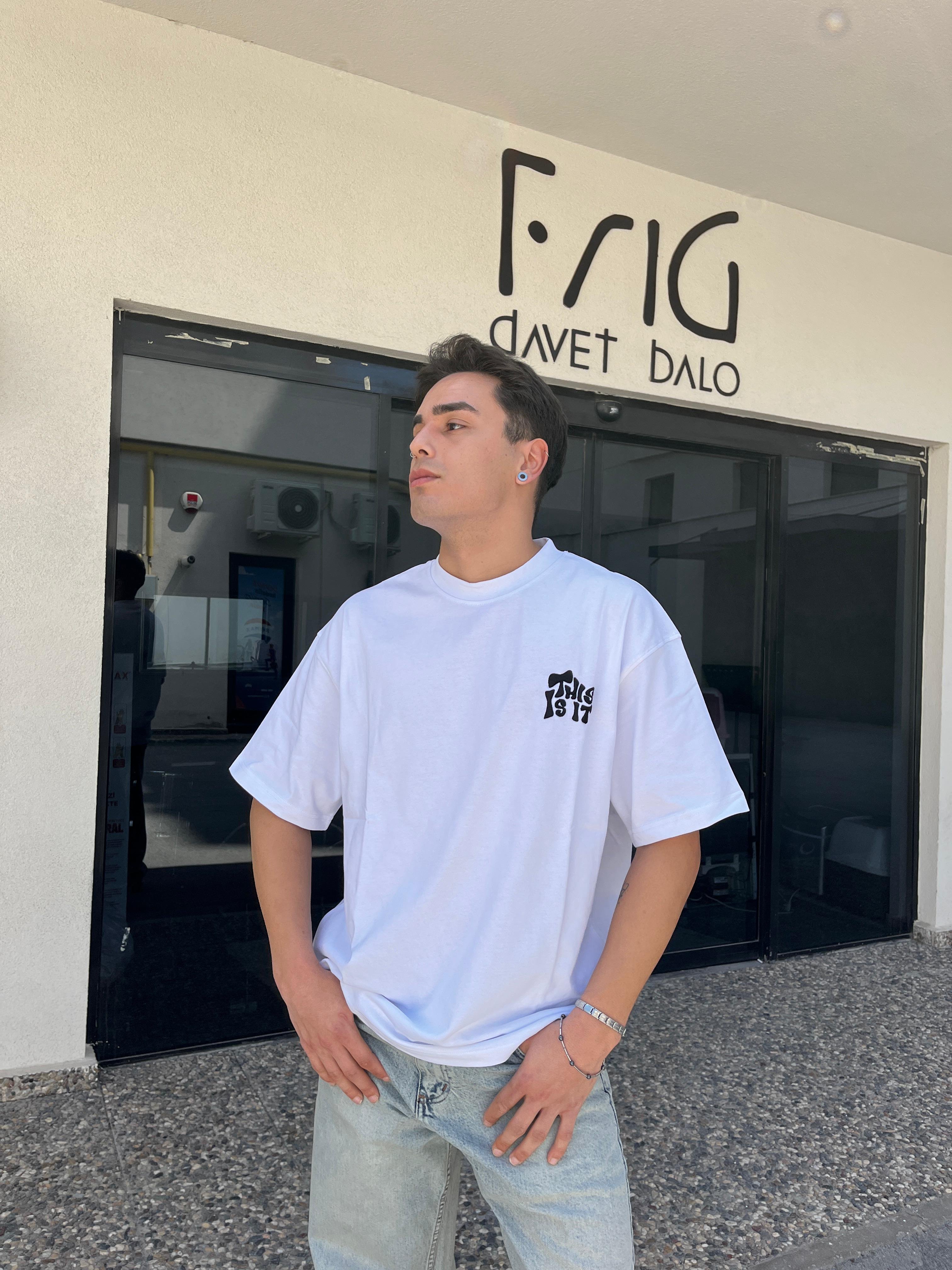 This Is It Print Oversize T-Shirt
