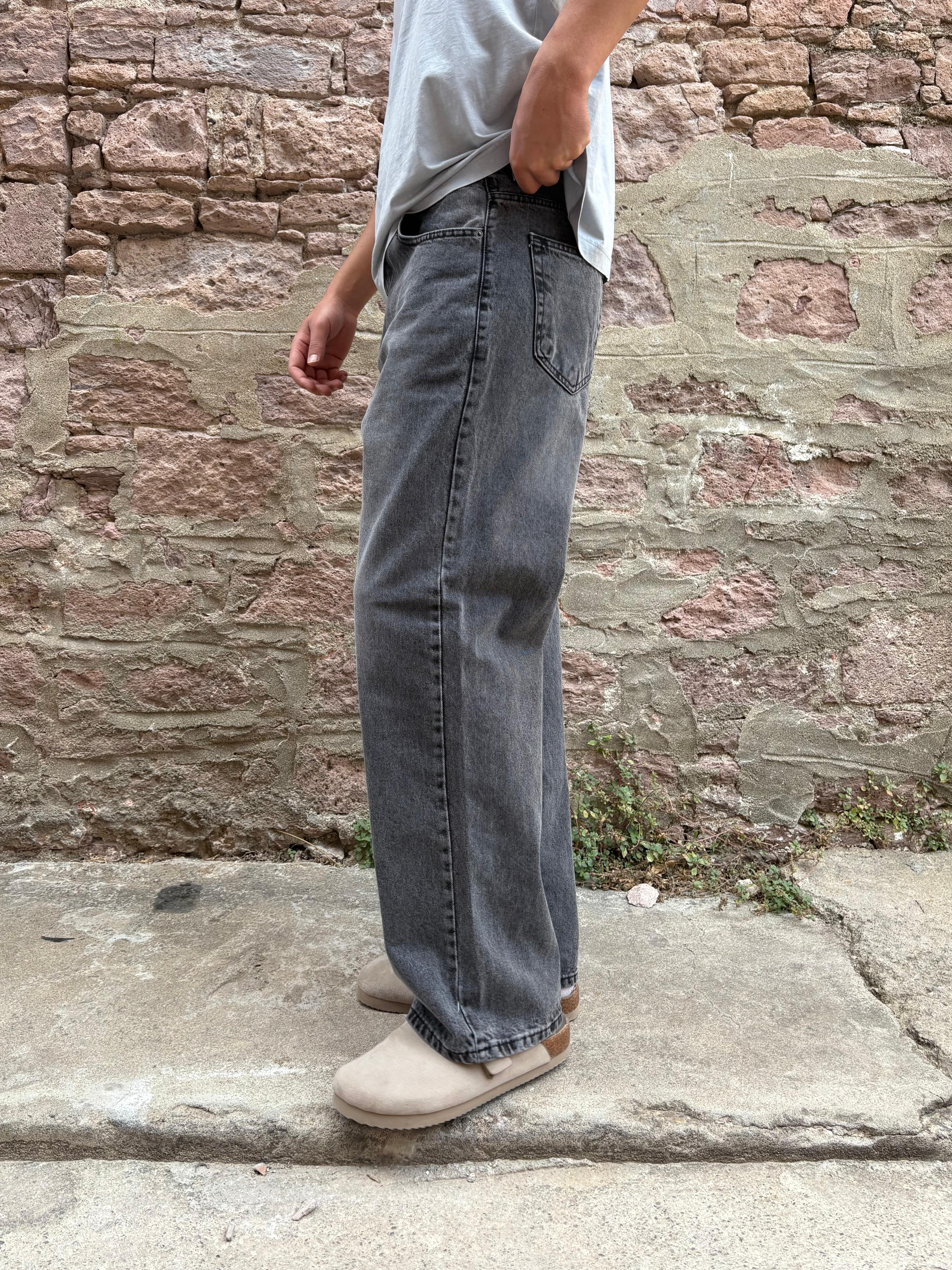 Dark Grey Washed Baggy Jeans
