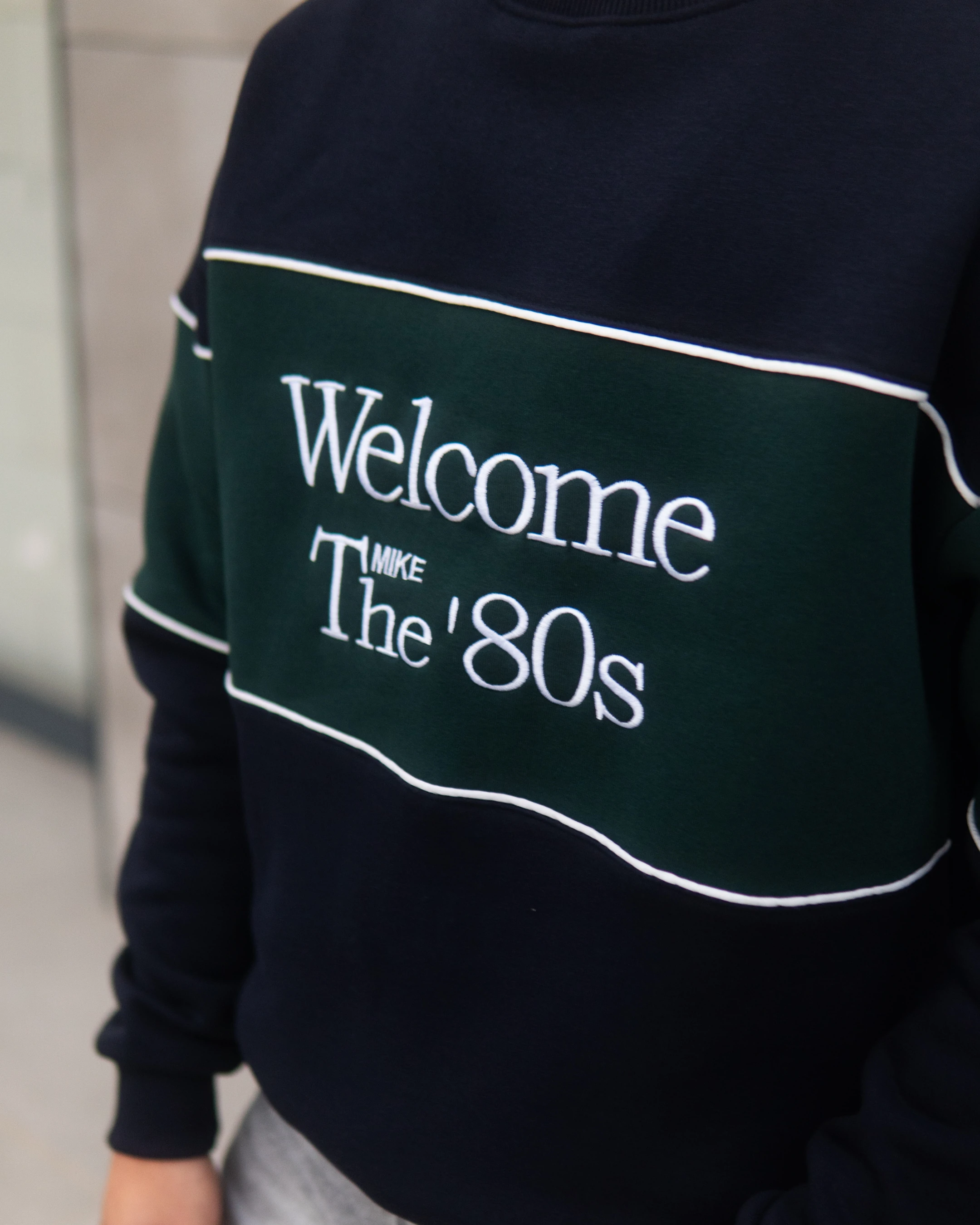 80's Oversize Unisex Sweatshirt