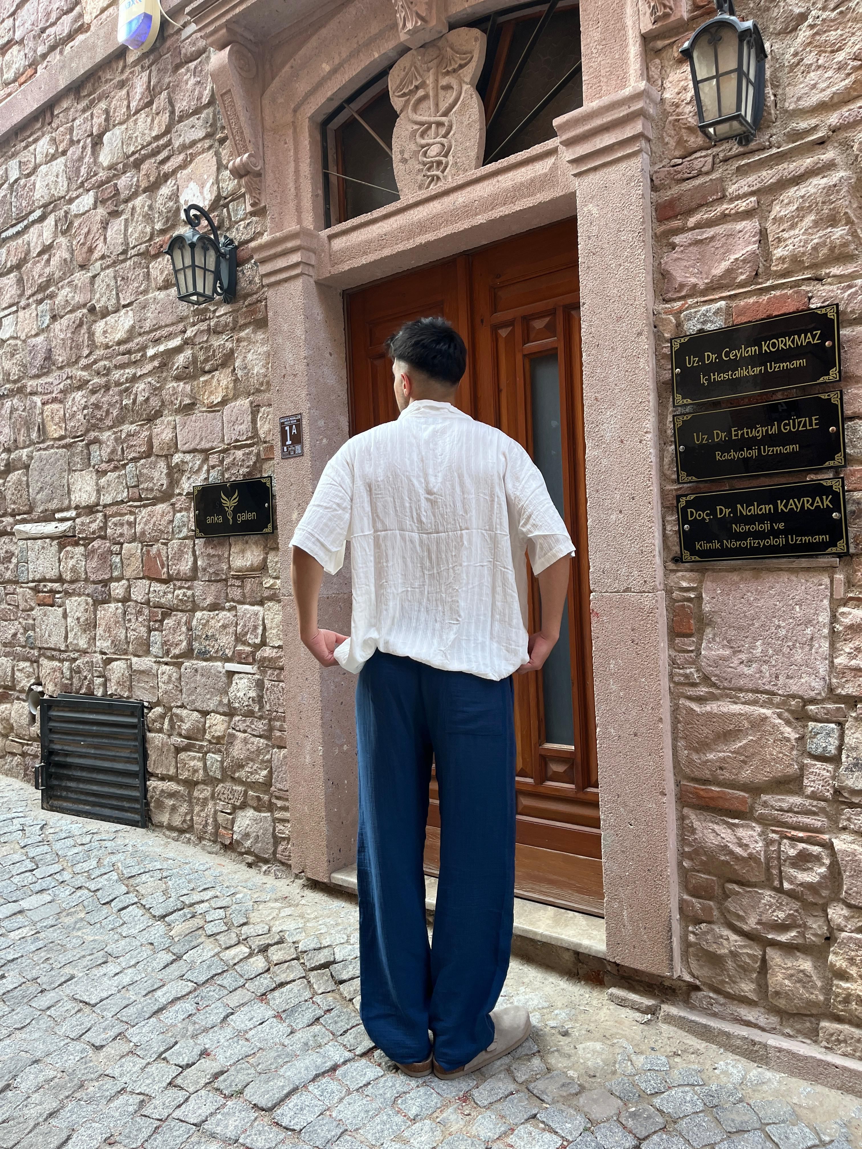 Beyaz Kısa Kollu Oversize Gömlek
