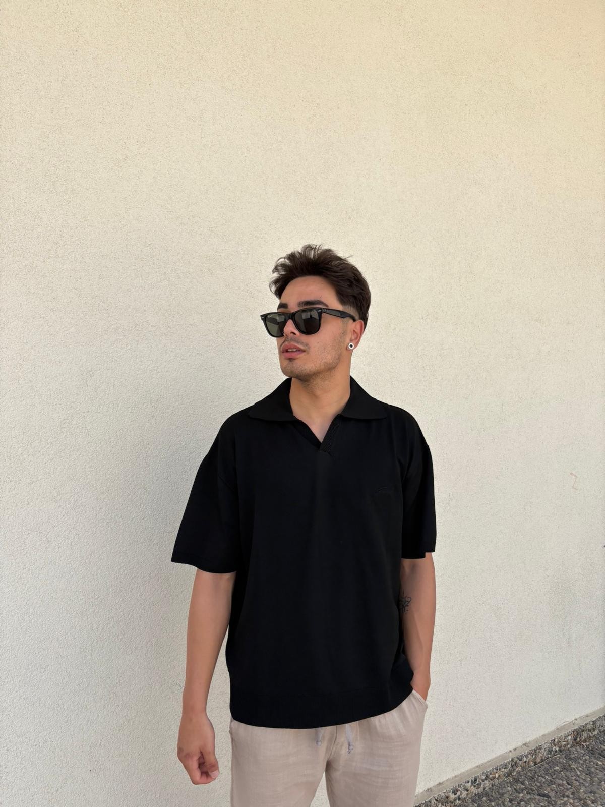 Oversize Patlı Polo Yaka Tişört - Siyah