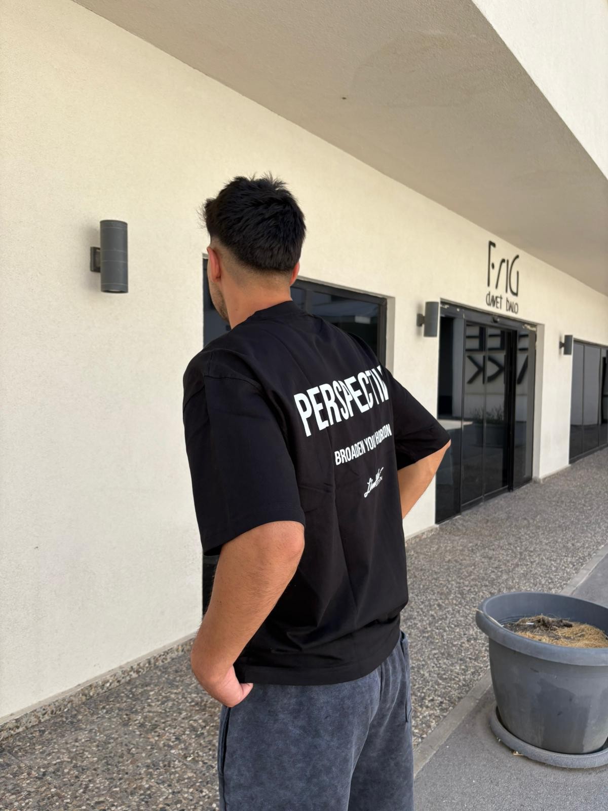 Perspectıve Oversize T-Shirt - Siyah