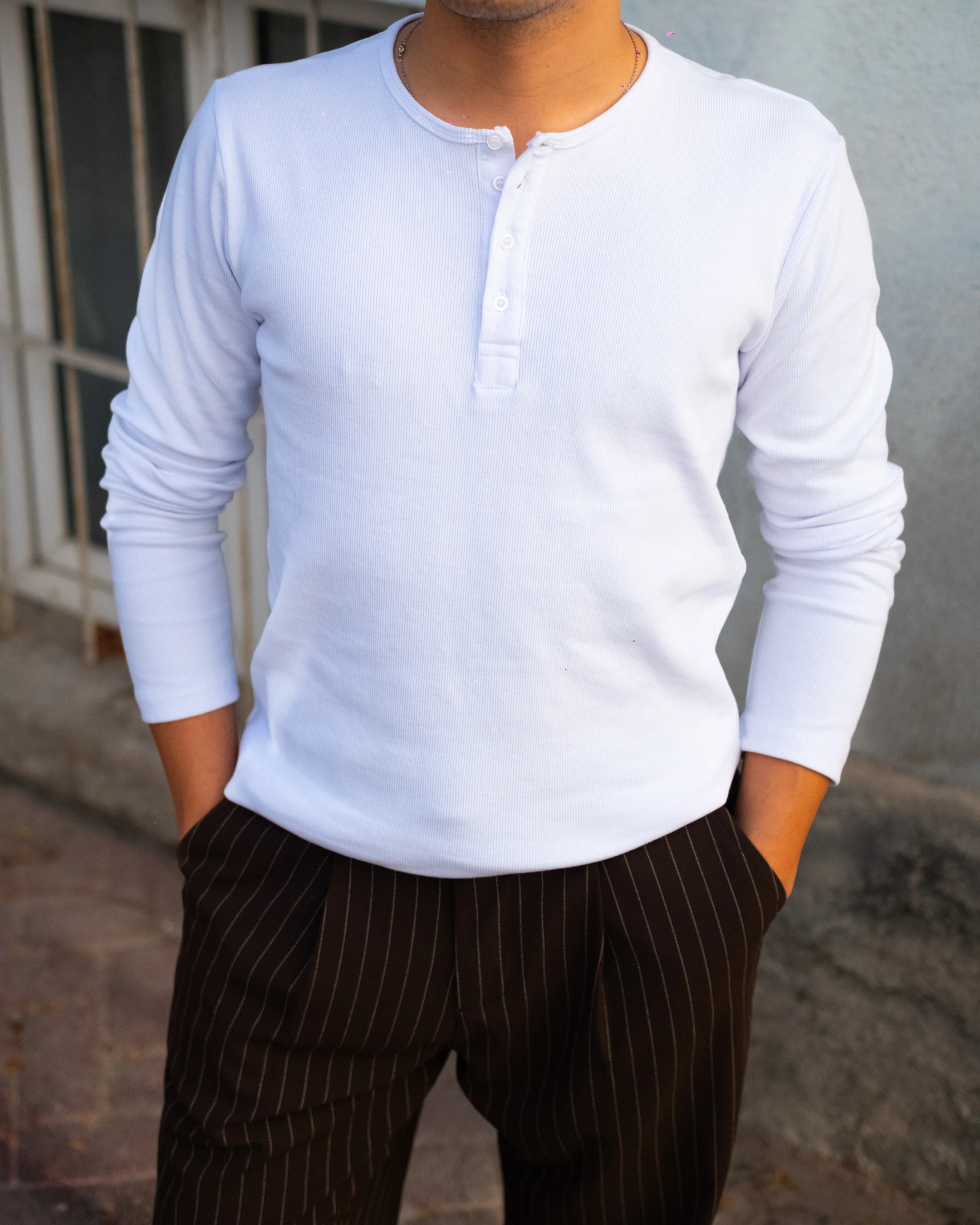 Beyaz Düğmeli Uzun Kol Slim Fit Tişört