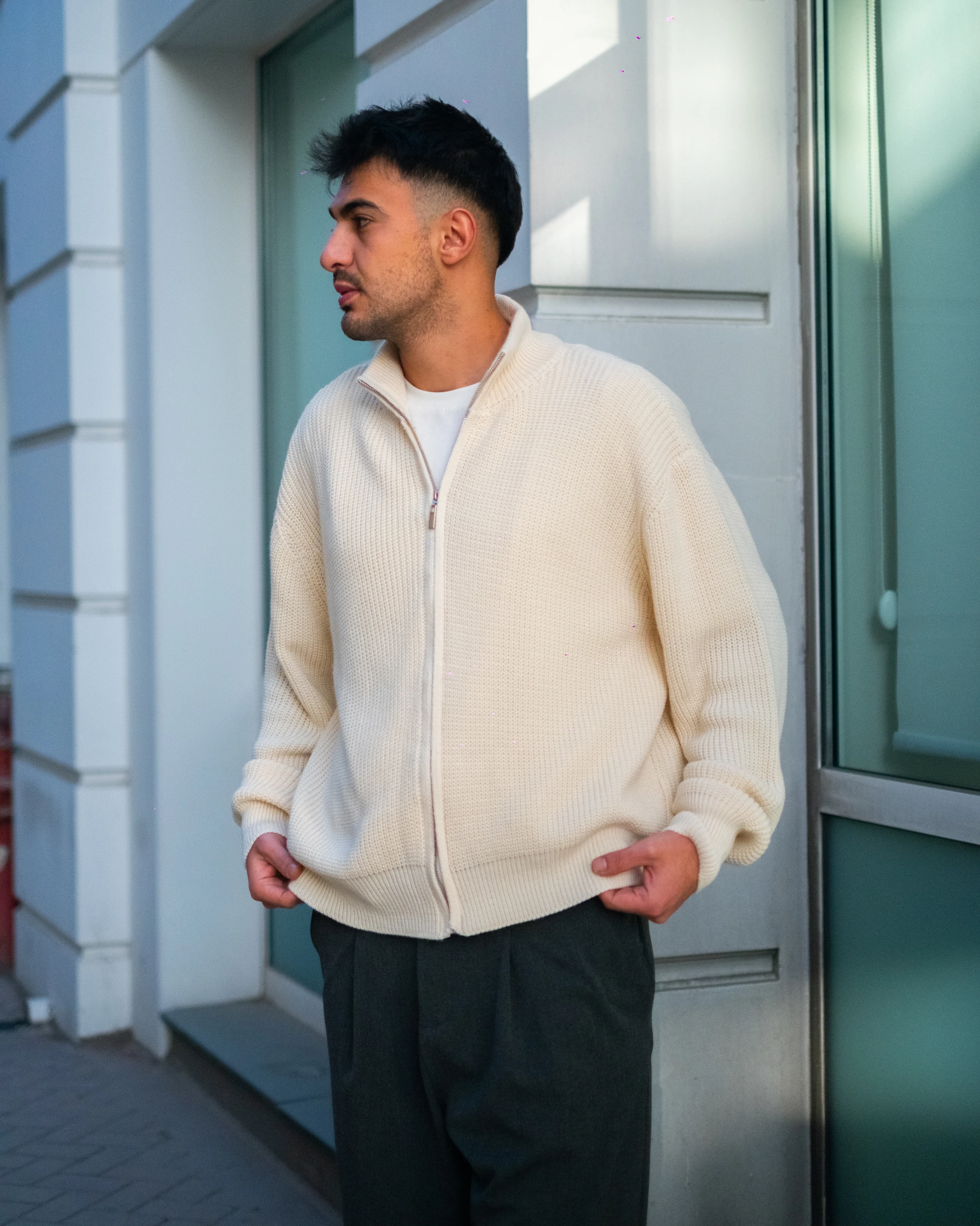 Krem Fermuarlı Oversize Triko