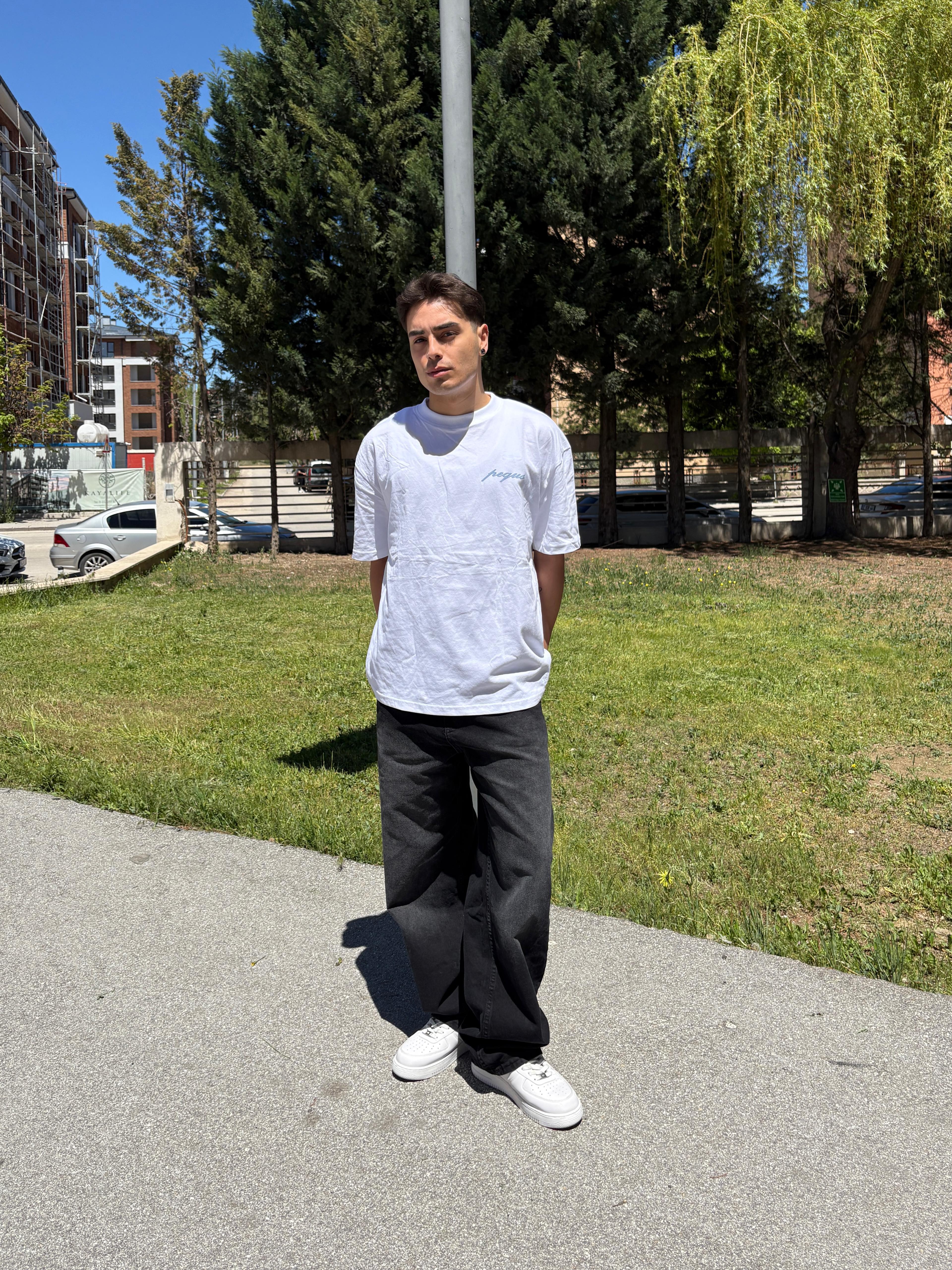 P. Printed Premium Oversize T-Shirt