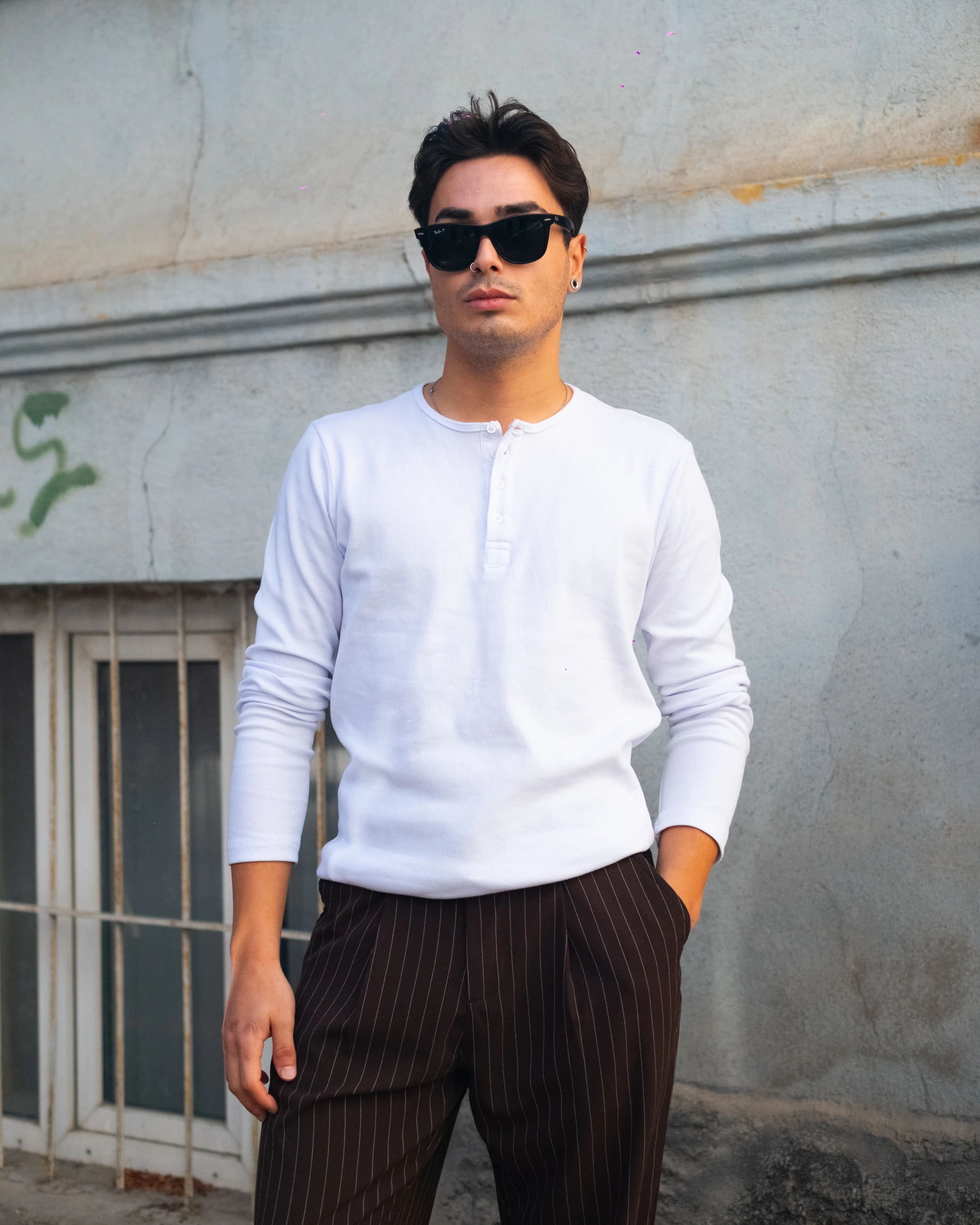 Beyaz Düğmeli Uzun Kol Slim Fit Tişört