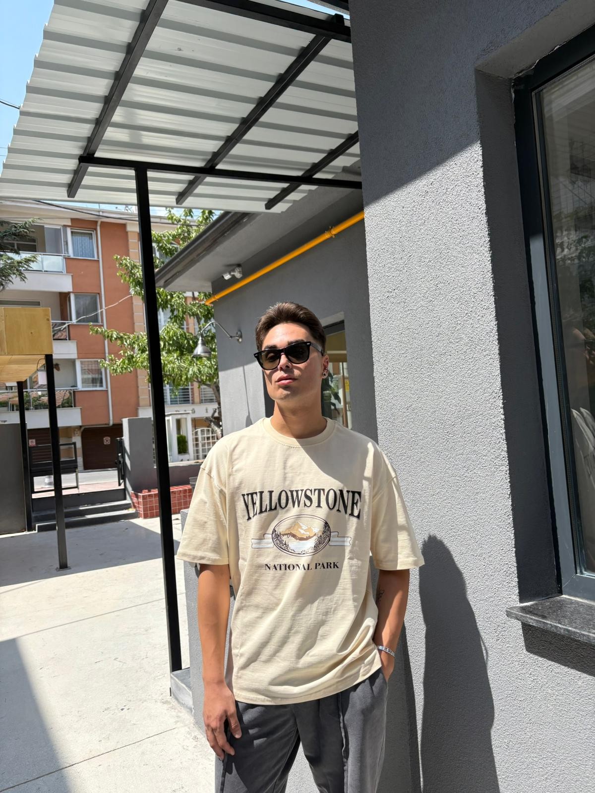 Yellow Stone Oversize Unisex T-Shirt - Bej