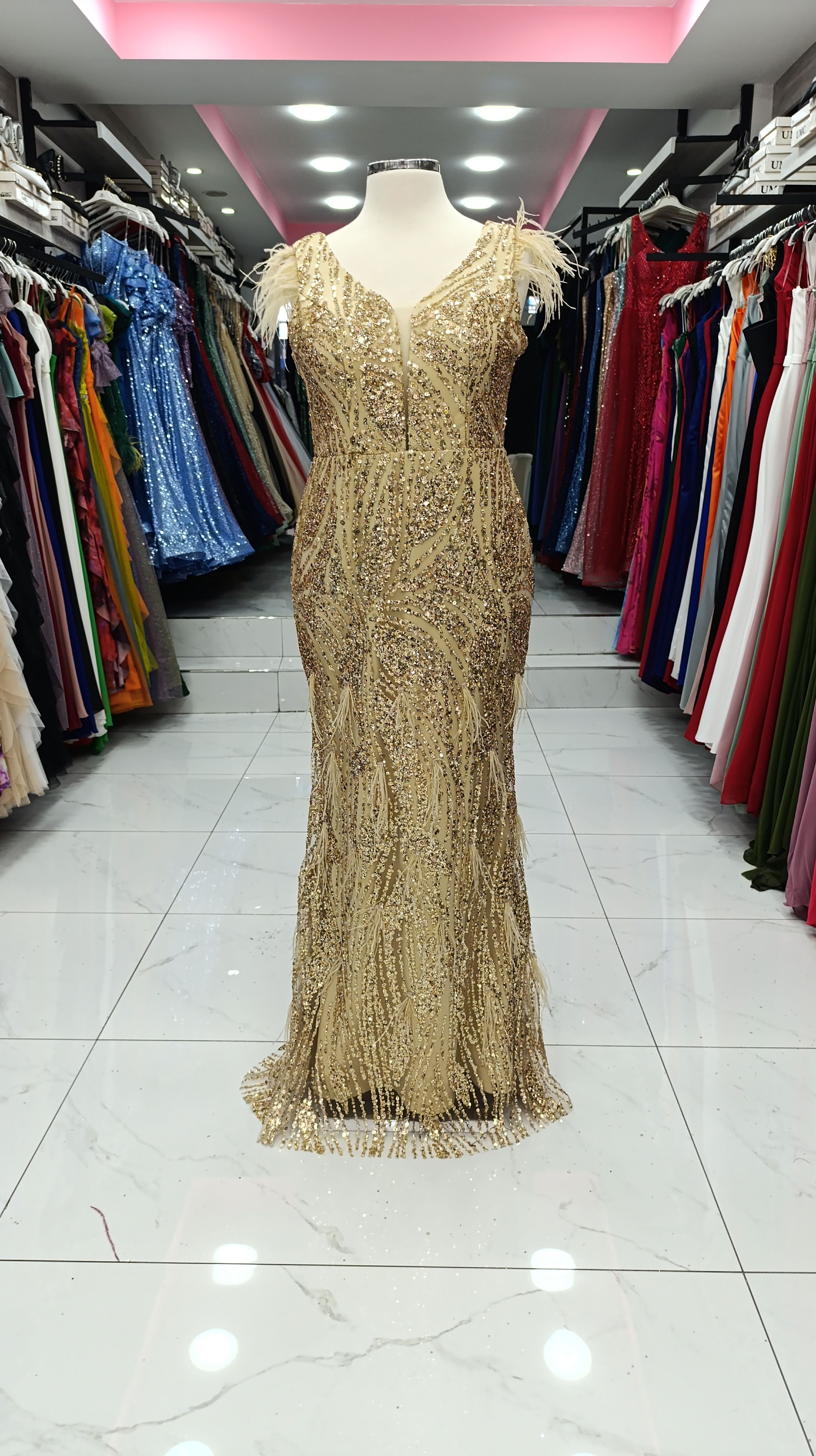 Nilüfer Gold Abiye