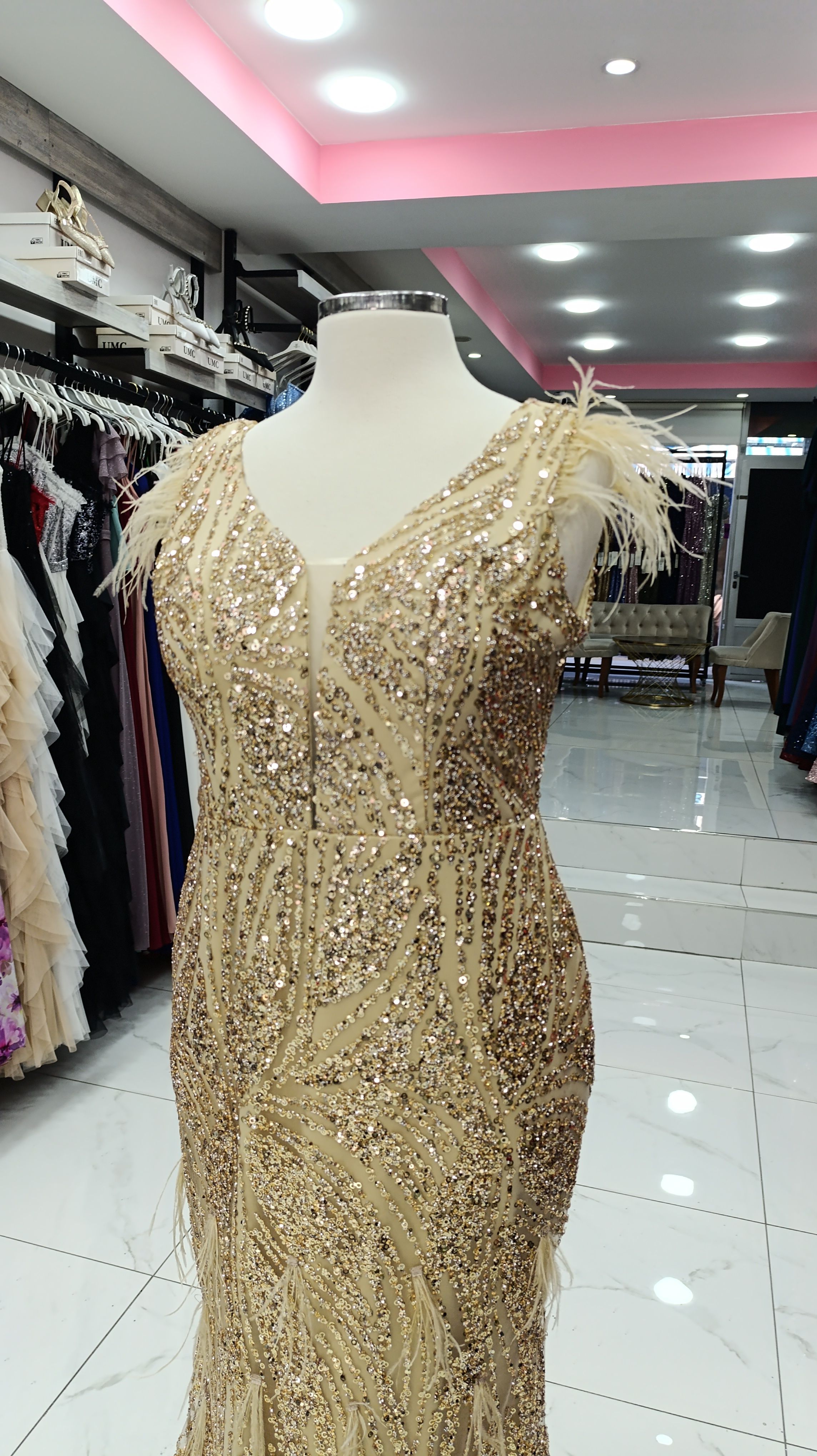 Nilüfer Gold Abiye