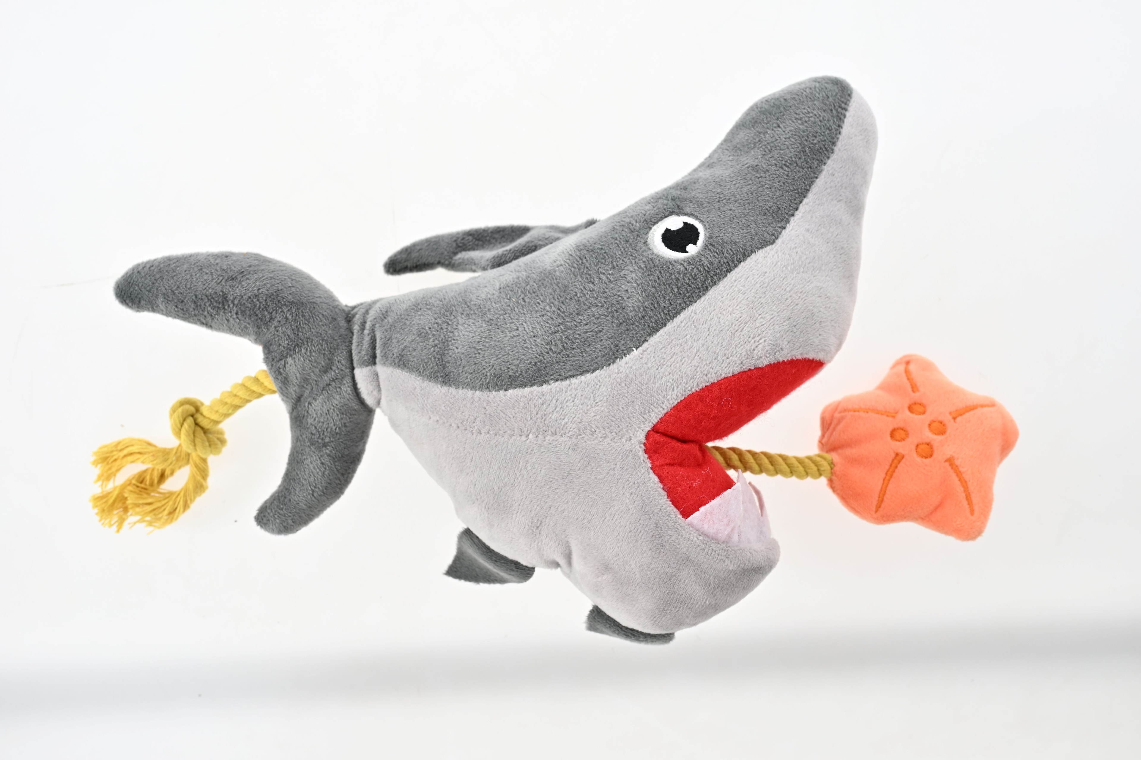 Pet Luxe Baby Shark Hareketli İpli Köpek Peluş Oyuncak