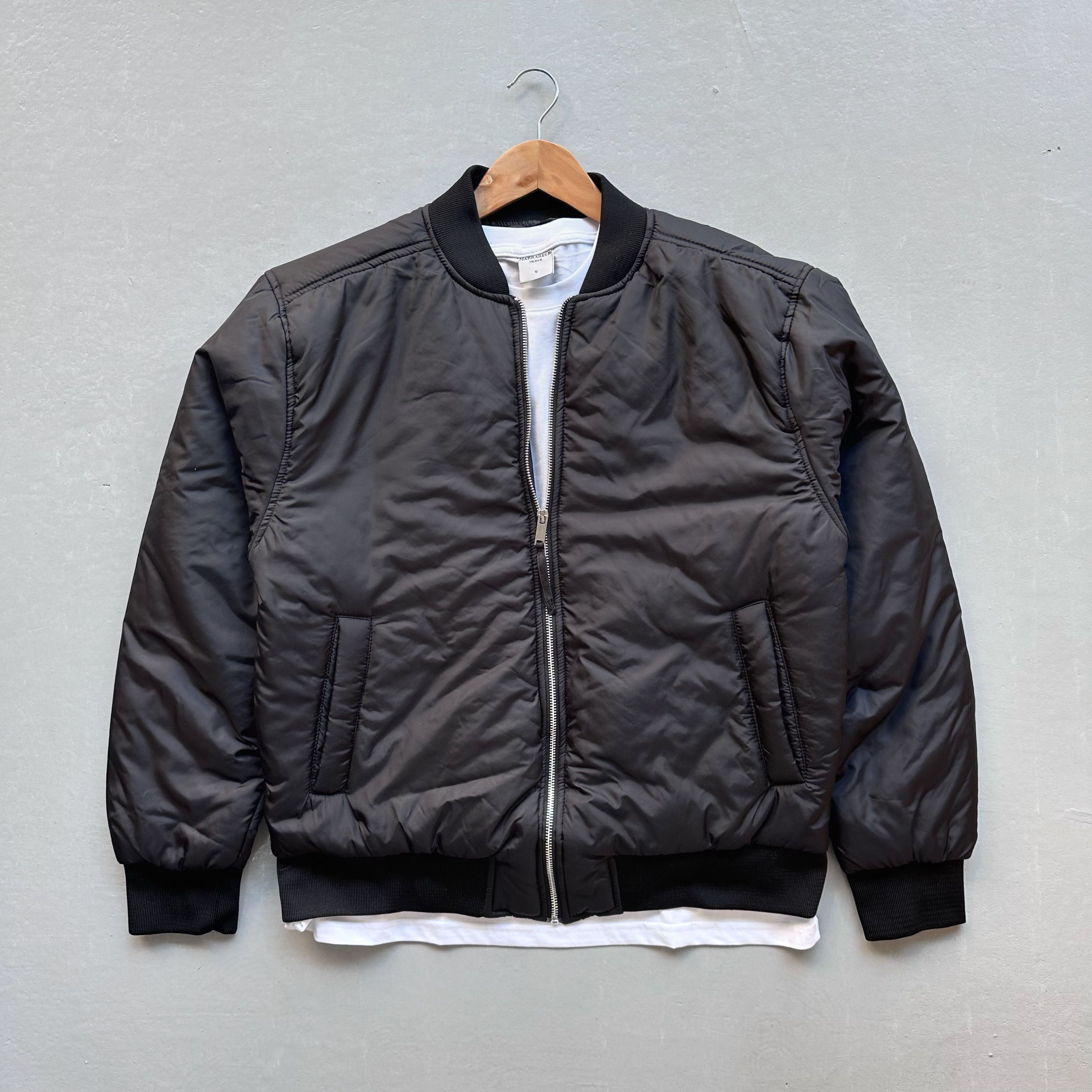 Siyah Bomber Mont