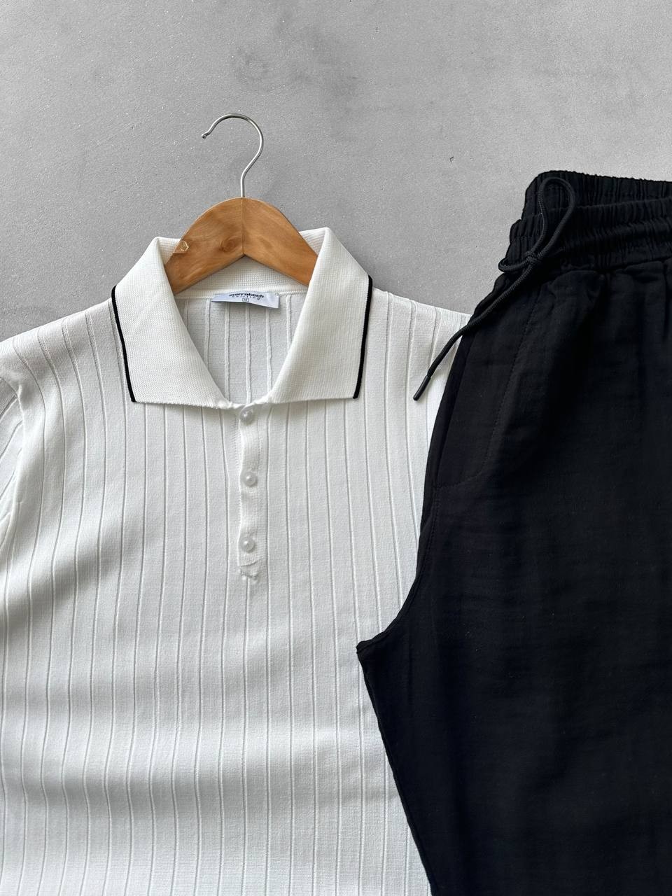 Polo Yaka Düğmeli Fitilli Tişört & Müslin Kumaş Keten Pantolon - Beyaz