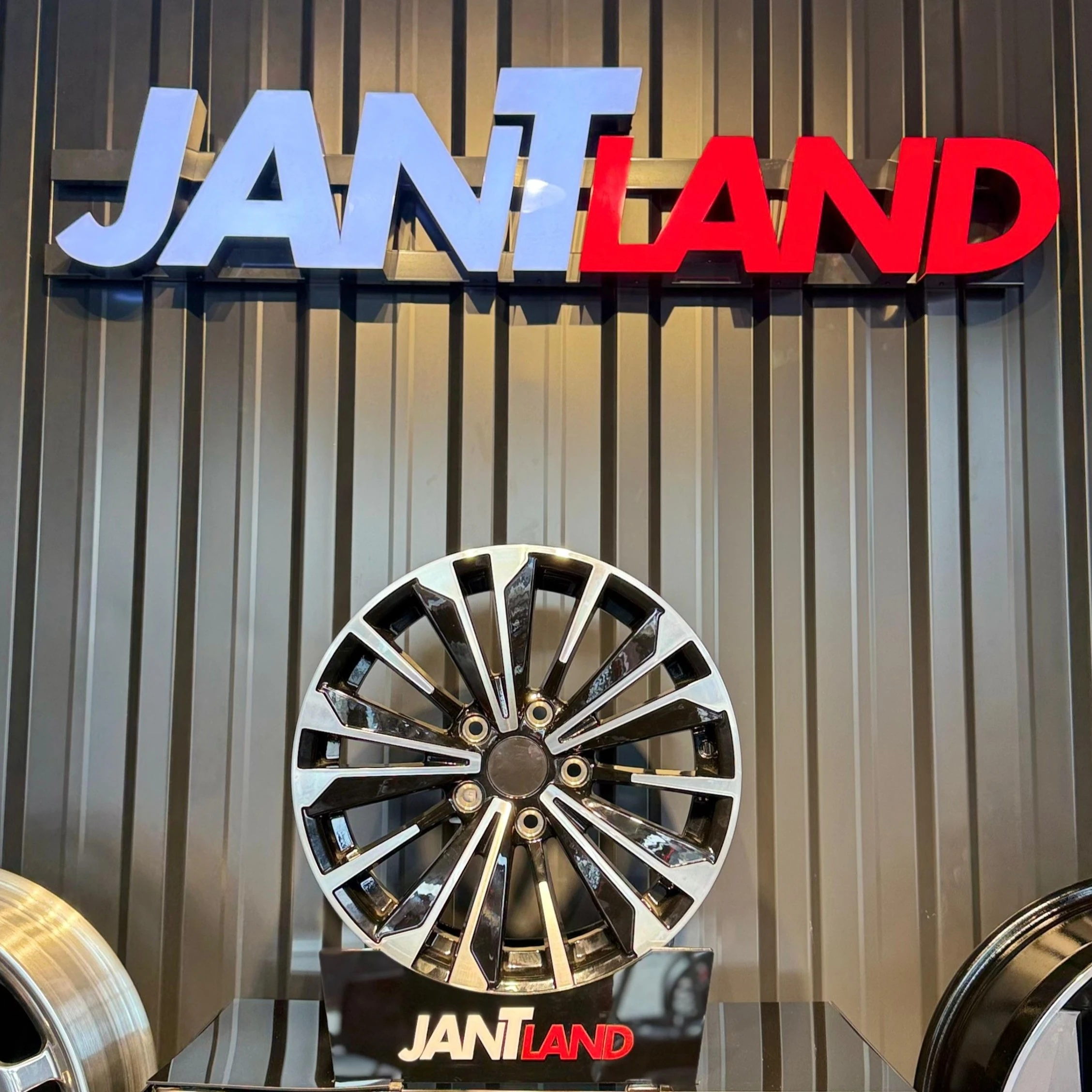 DY1476  7,0X16 5X114,3 ET40 60,1 B/D (4 ADET)