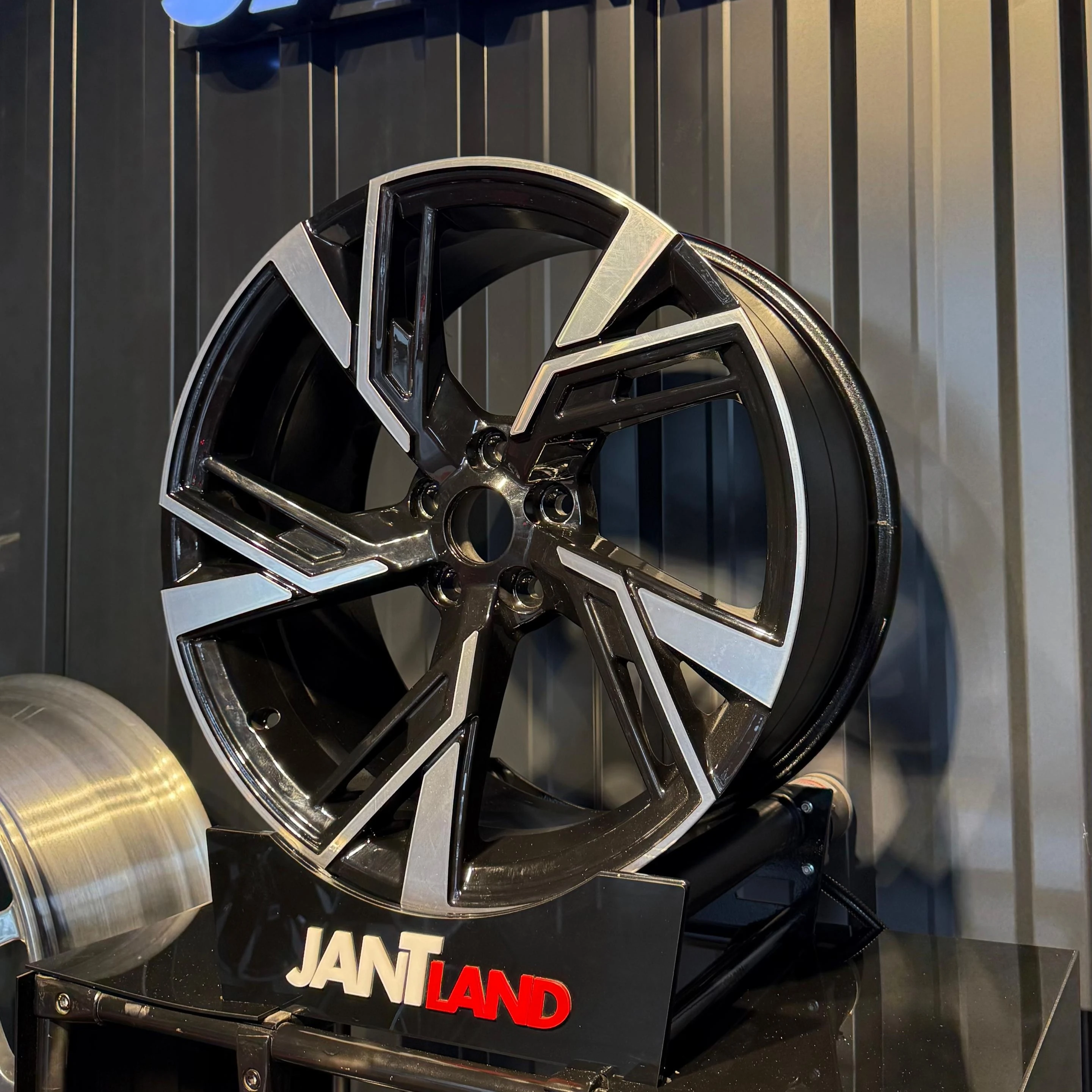 RC281 9,0x19" 5x112 ET35 66,45 Black Diamond Jant(4 adet)