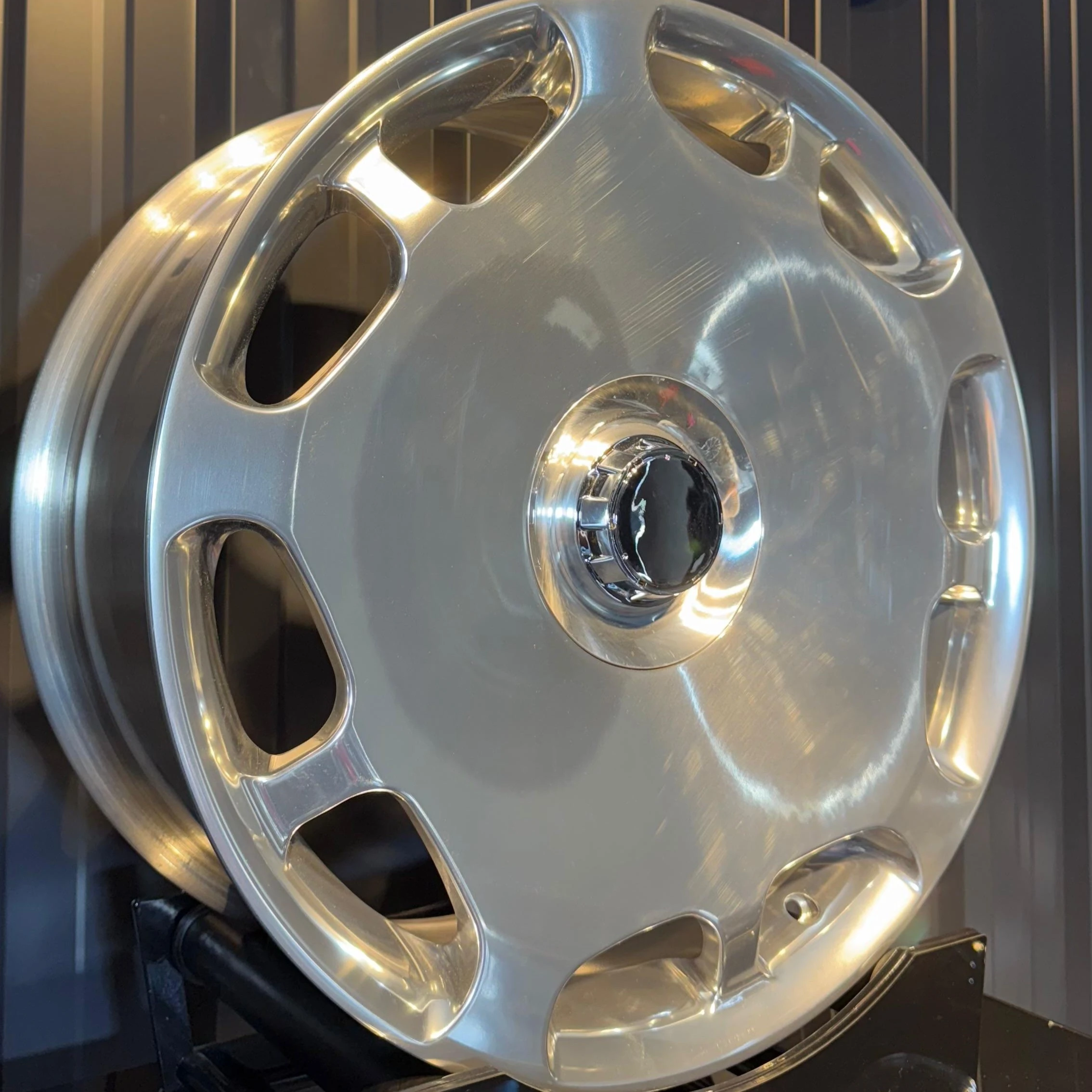 FMB-2D 8,5x20" 9,5x20" 5x112 ET36-ET43 66,5 Forged Chrome Jant(4 adet)