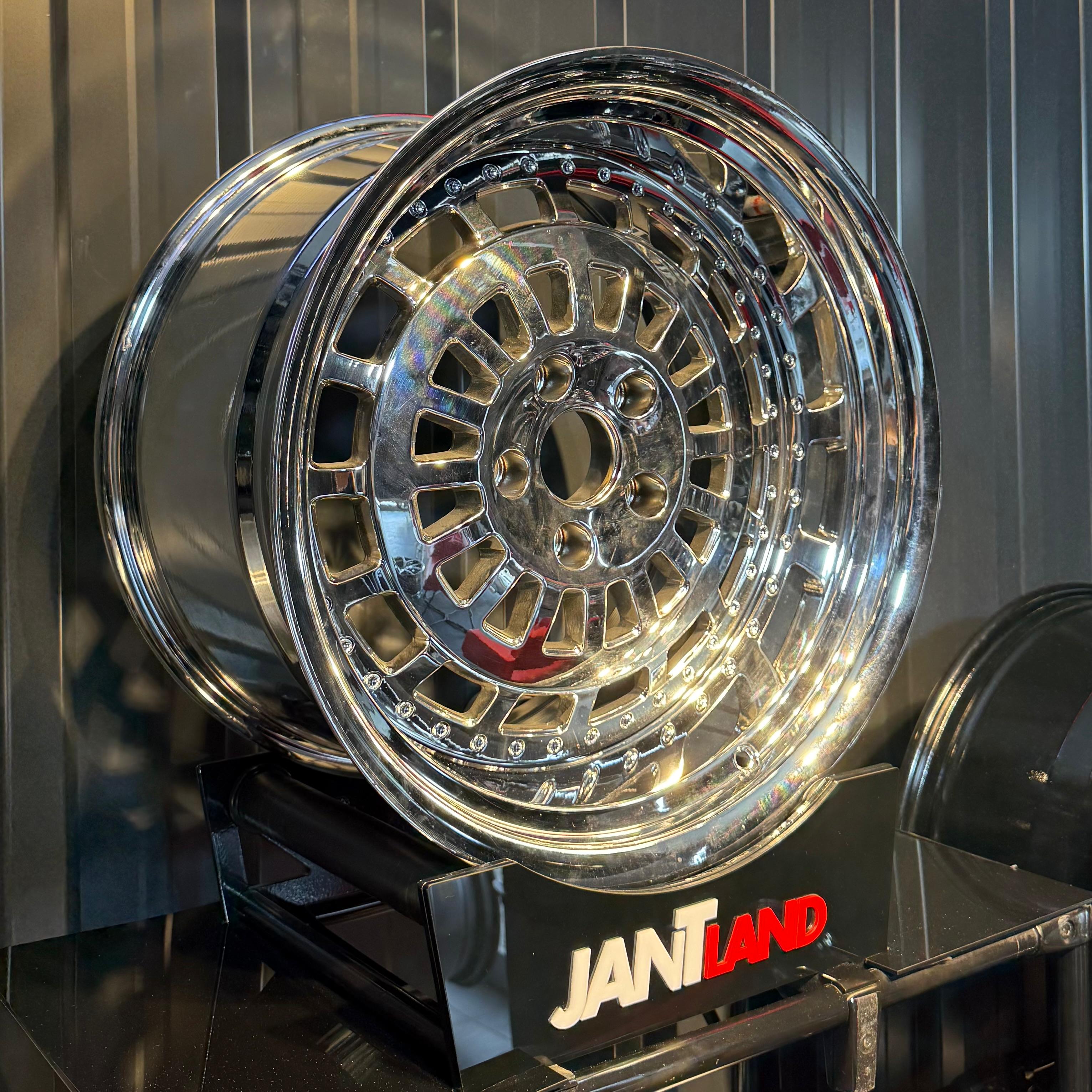 R1W-657 9,5x19" 11,0x19" 5x120 ET20 ET25 ET20 74,1 Chrome Jant(4 adet)