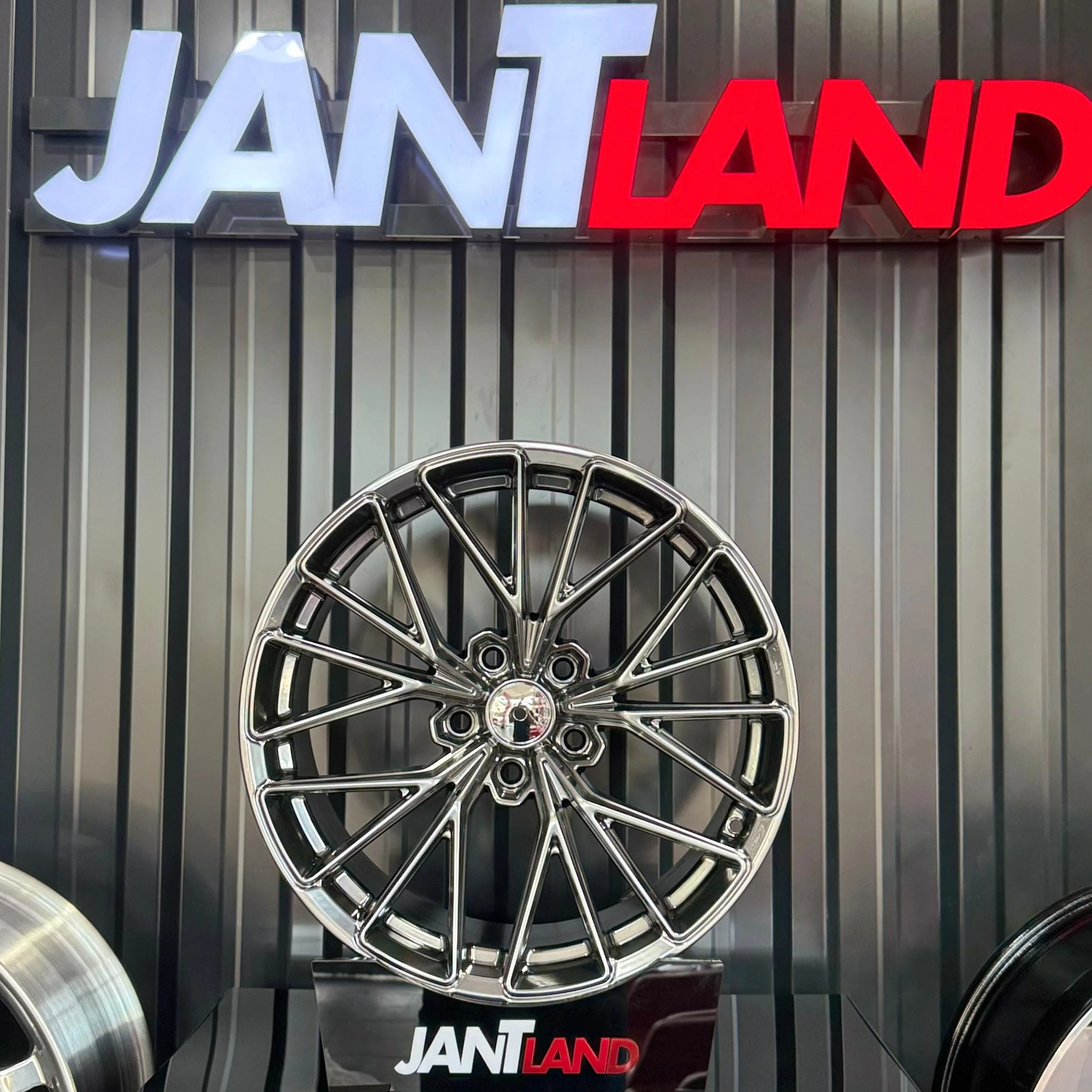 R1W-0376-5 19/5*120 19*8.5 ET33 72.6 HYPER BLACK