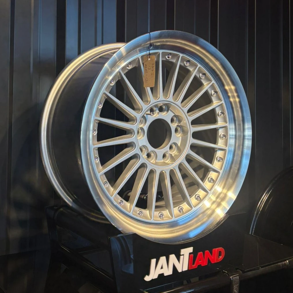 BCH7307 8,0x17" 9,0x17" 5x120 72,56 Silver Lip + Black Riverts Jant(4 adet)