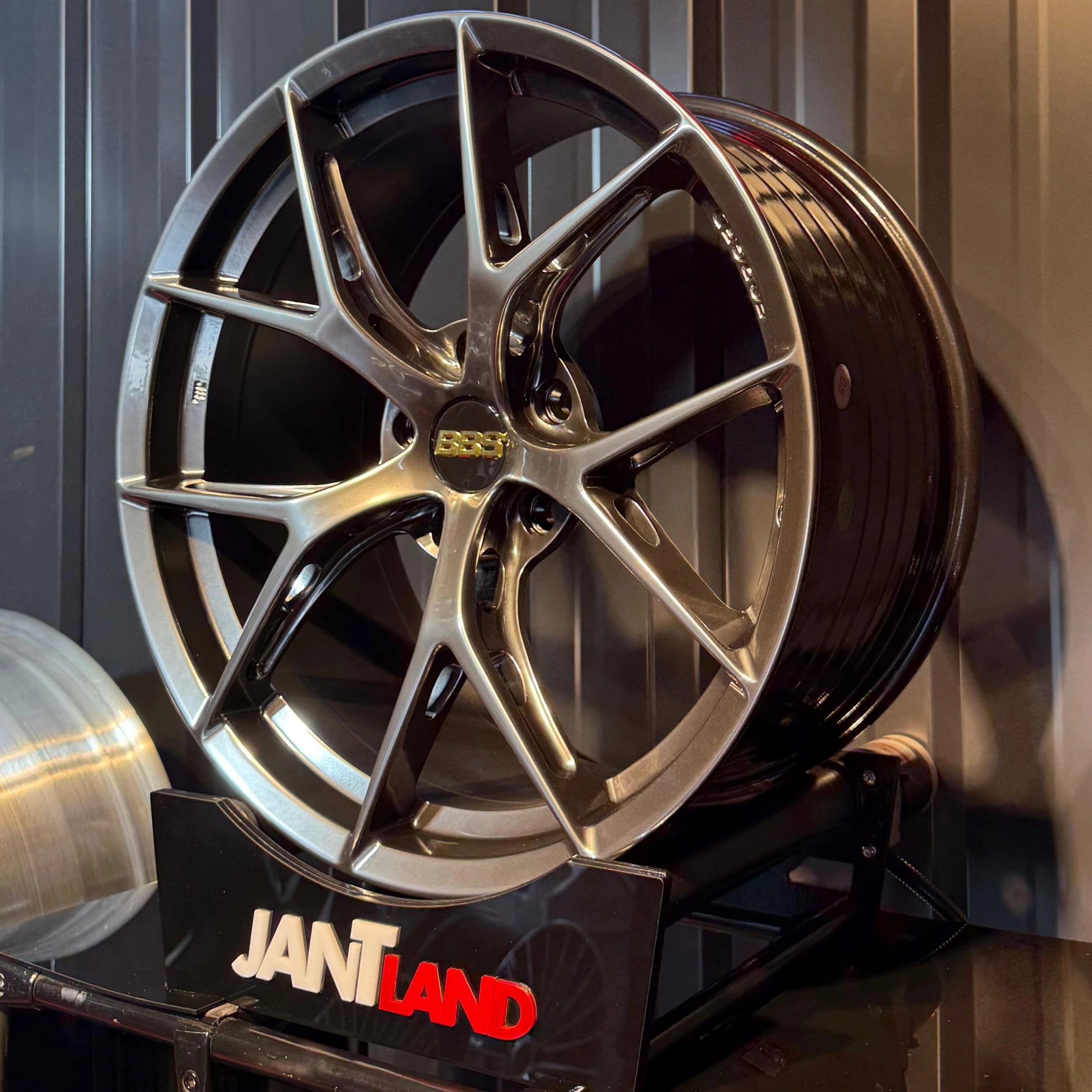 R1W5423 8,5x19" 9,5x19" 5x120 ET35 72,56 Hyper Black Jant(4 adet)