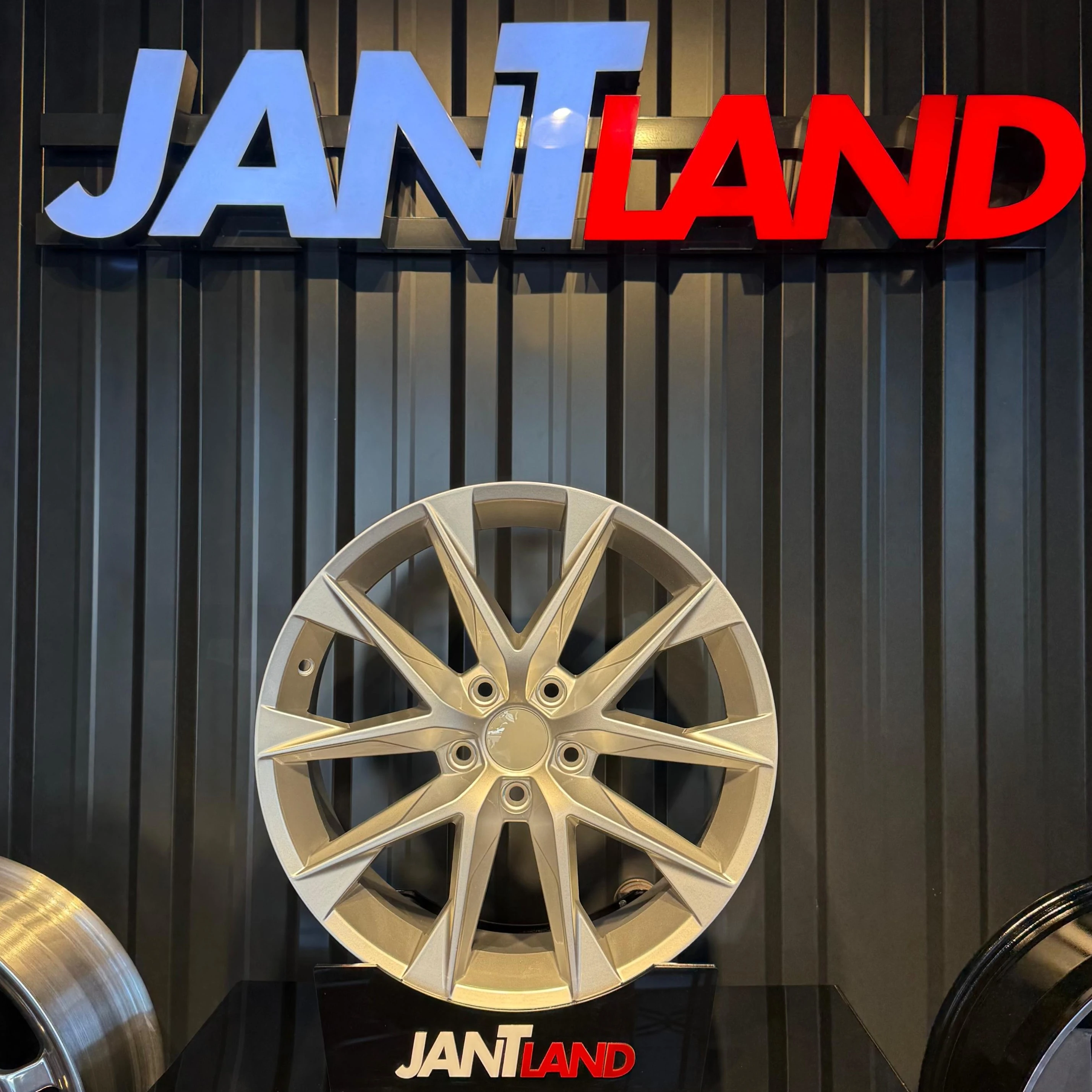 DY1448 8,0x18" 5x112 ET40 57,1 Silver Jant(4 adet)