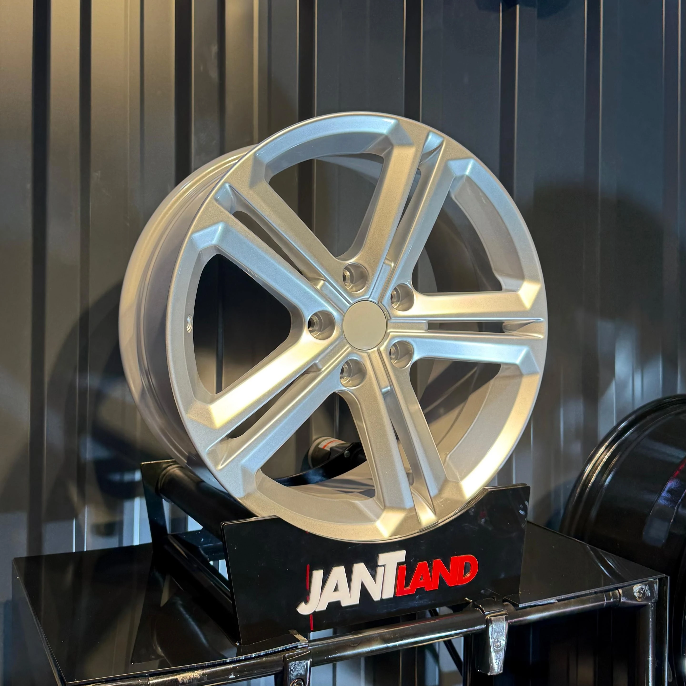 SONİC 1009/1 7.0X16 5X114.3 ET35 66.1 SİLVER (4ADET)