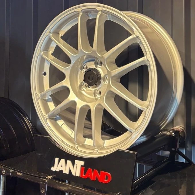 R1A-521/3 17/5*100 17*7.5 ET35 67.1 SILVER (4ADET)