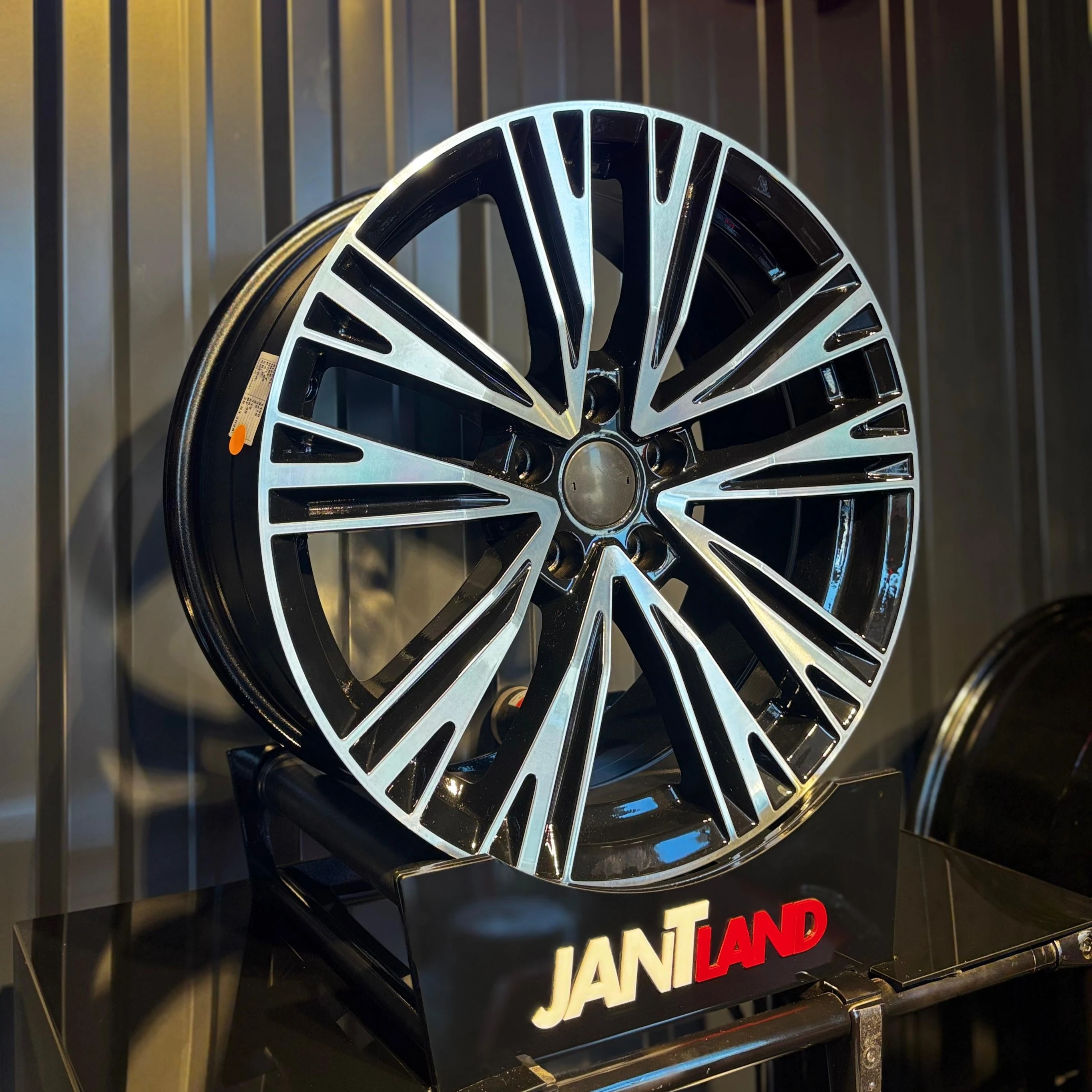 RC1160 8,0X18 5X112 ET35 66,45 BF