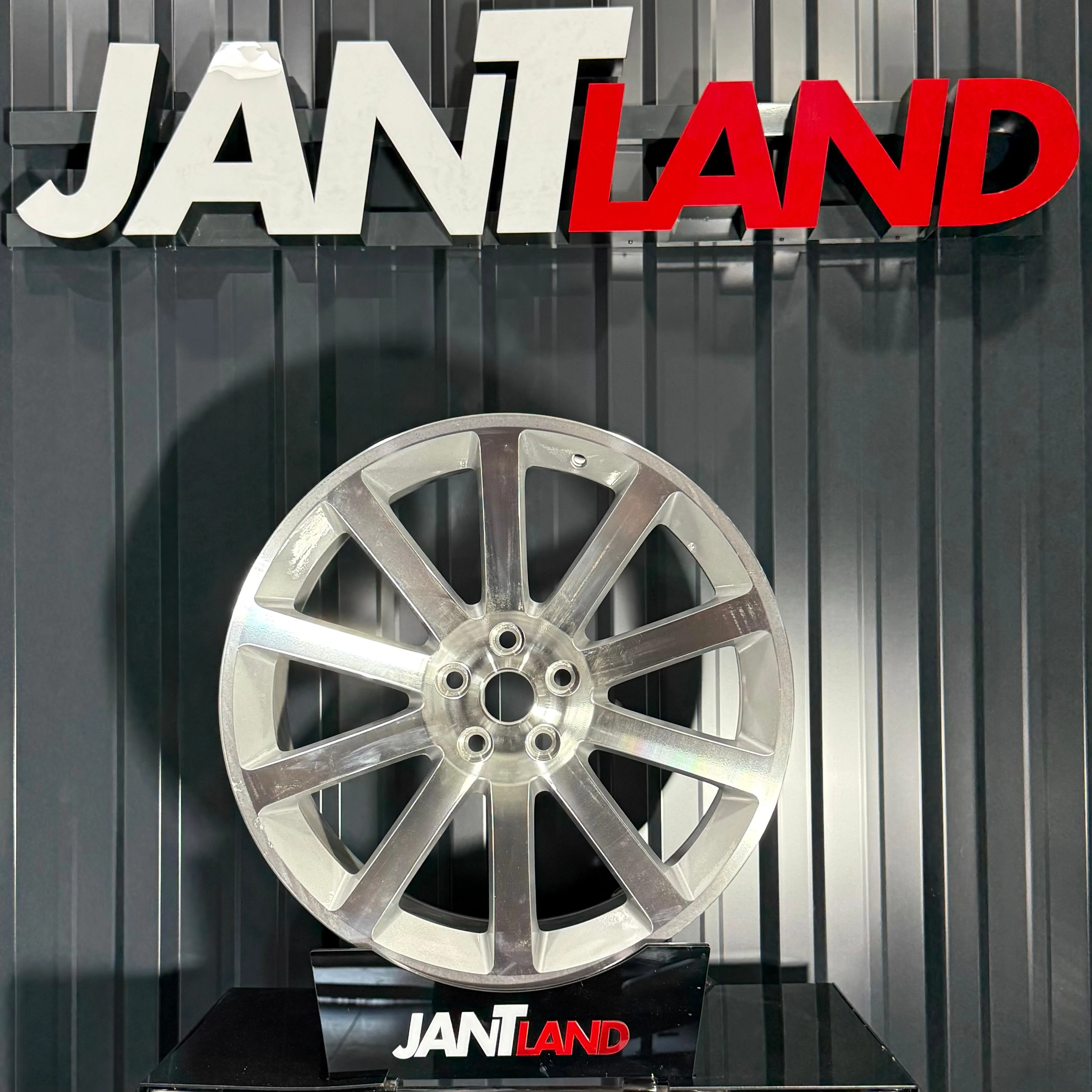 L027 9,0x20" 5x115 ET26 71,5 Silver Face Lip Jant(4 adet)